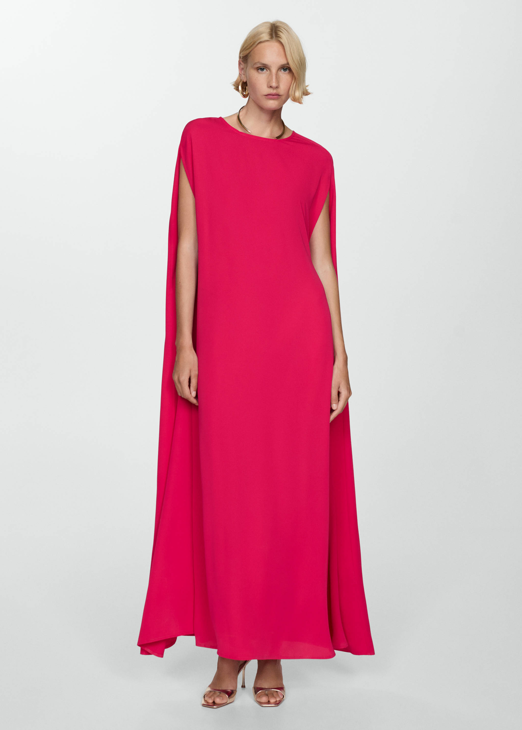 Sleeve slit dress - General plane