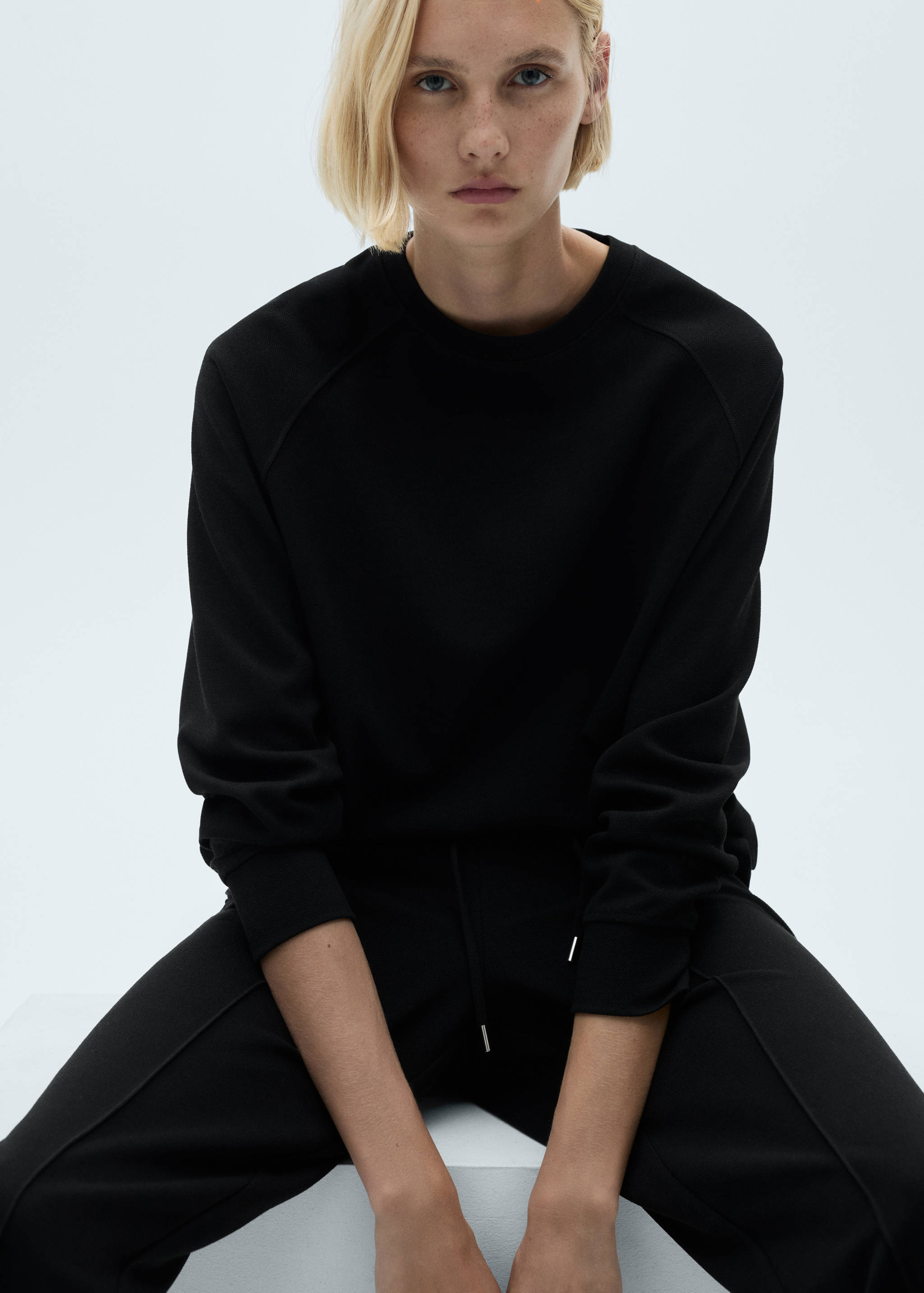 Decorative stitching sweatshirt - Medium plane