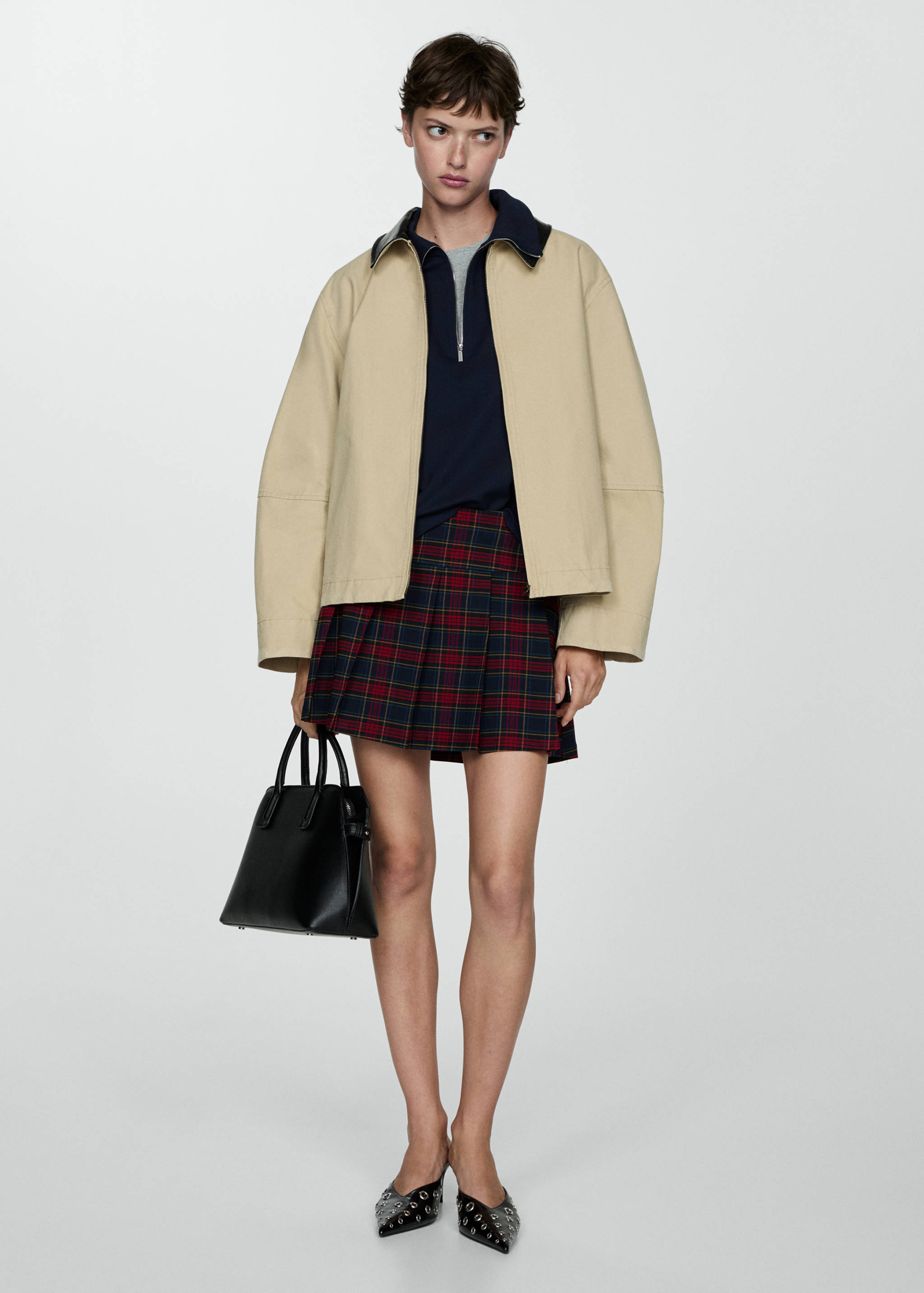 Pleated check skirt - General plane