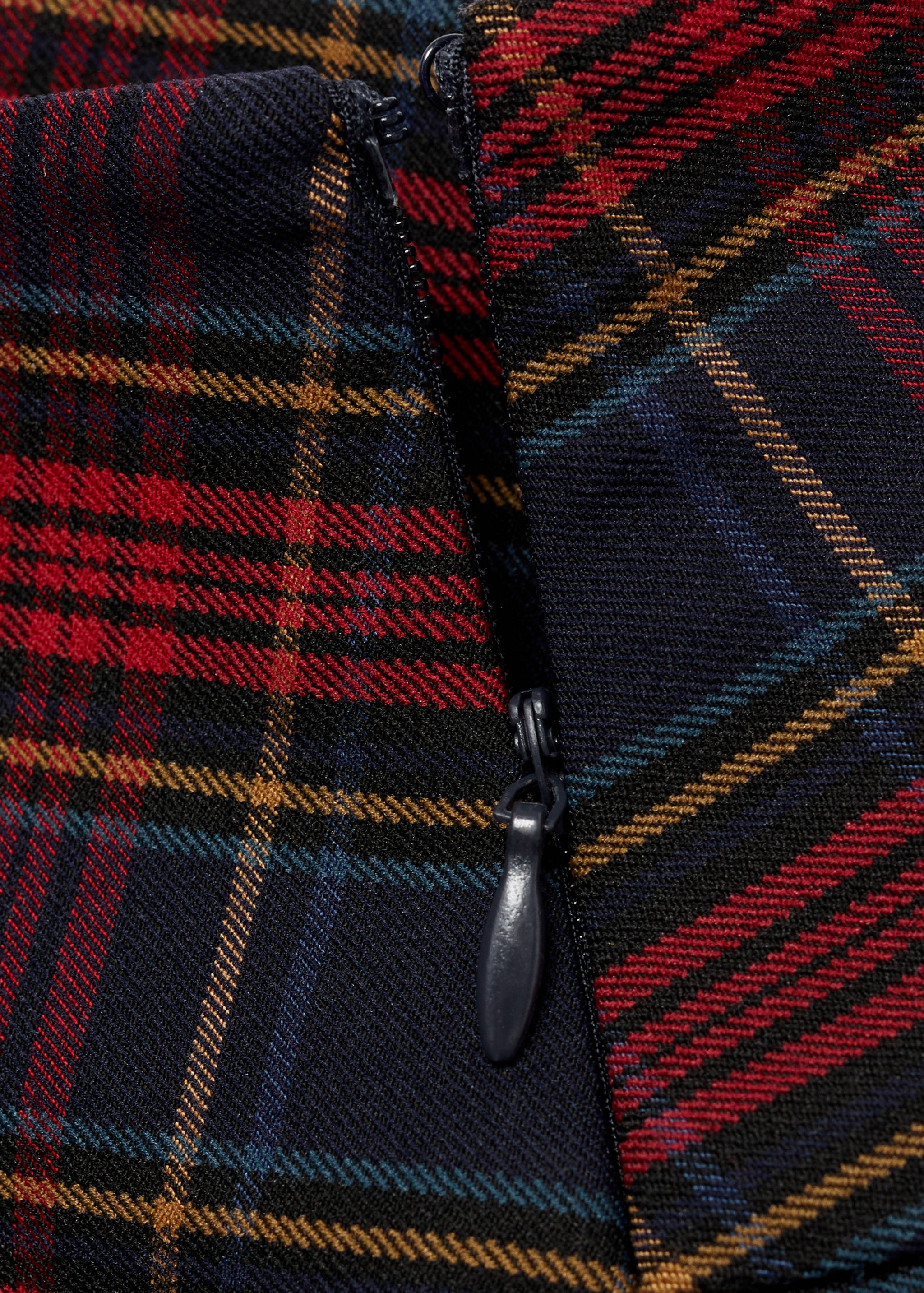 Pleated check skirt - Details of the article 0