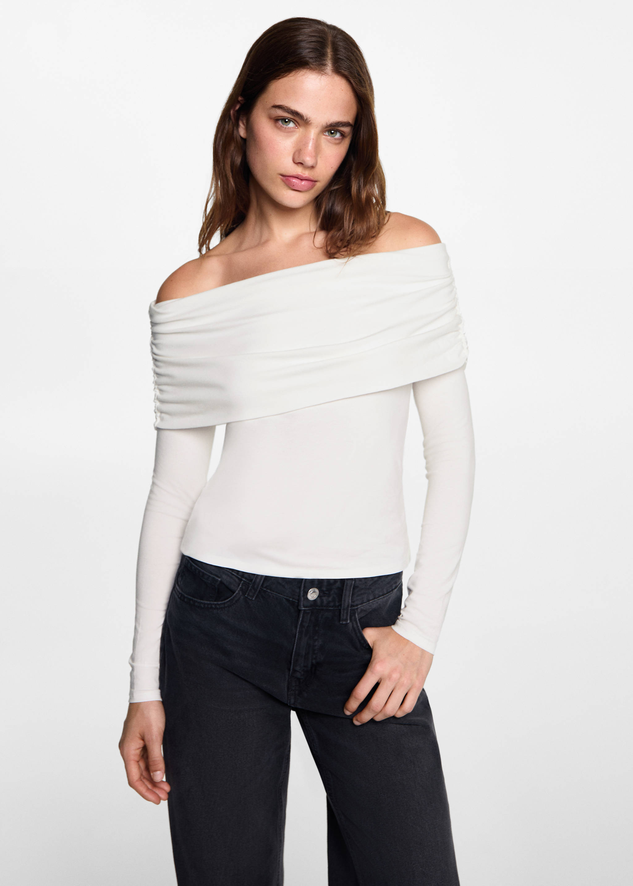 Off-shoulder T-shirt - Medium plane
