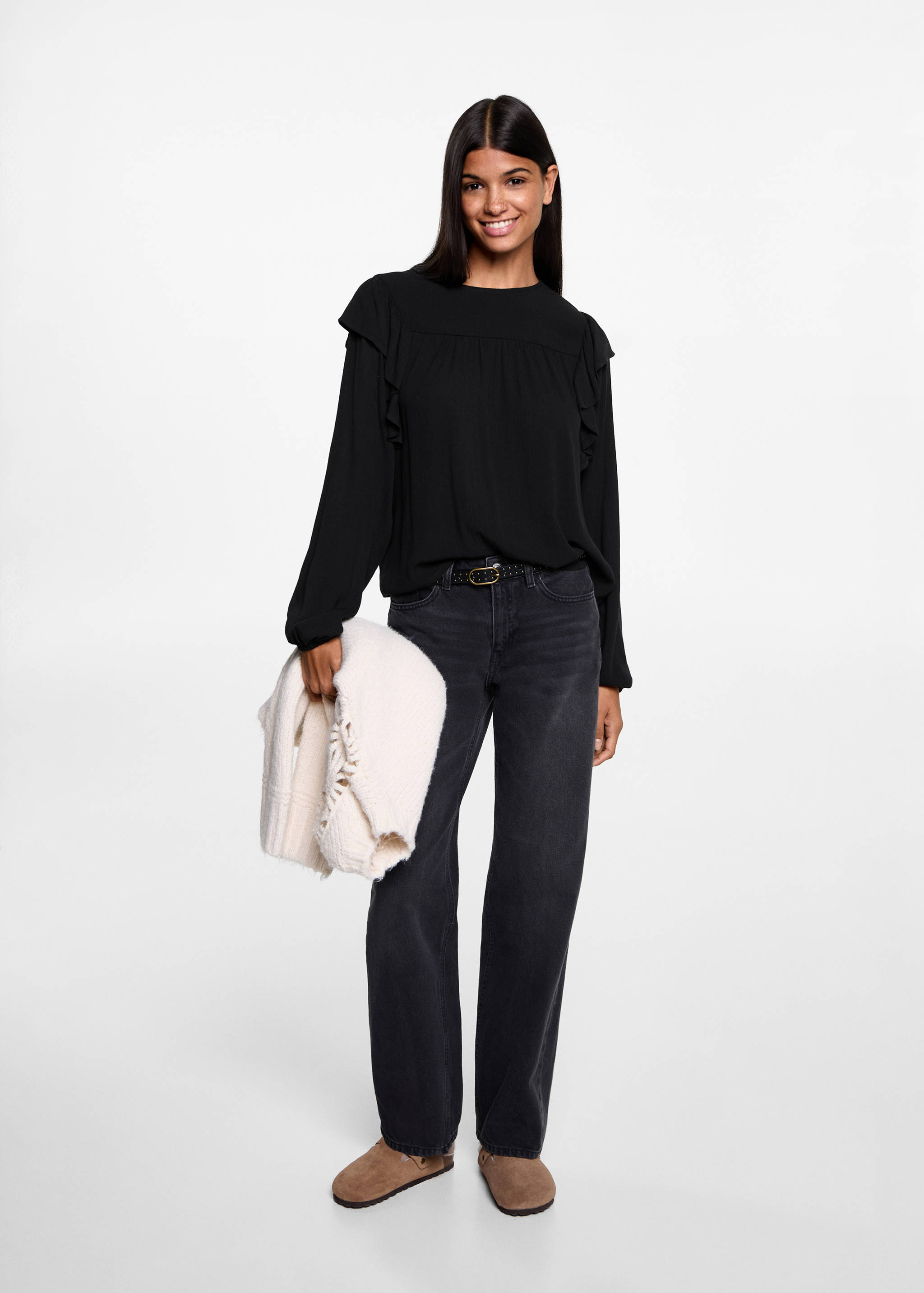 Ruffled blouse - General plane