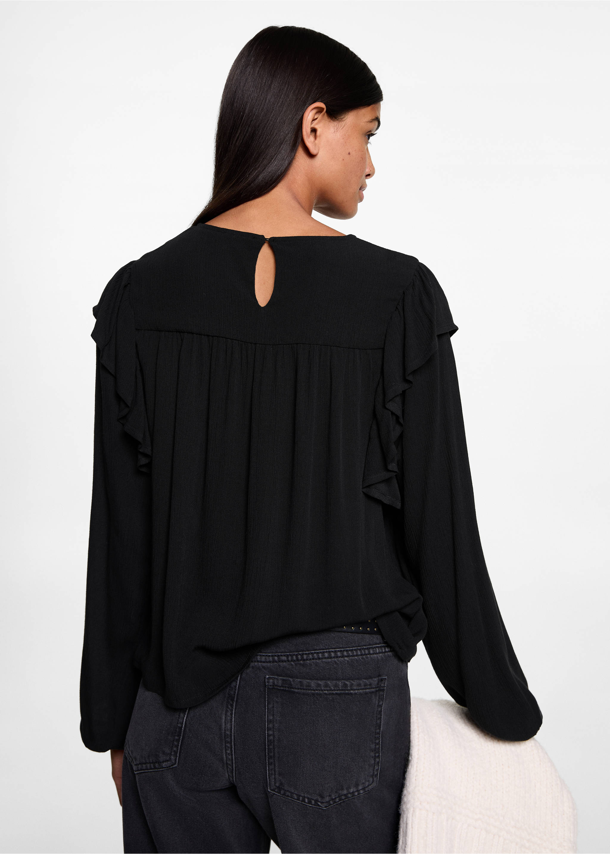 Ruffled blouse - Reverse of the article, Black. Ref: 77094049-00.
