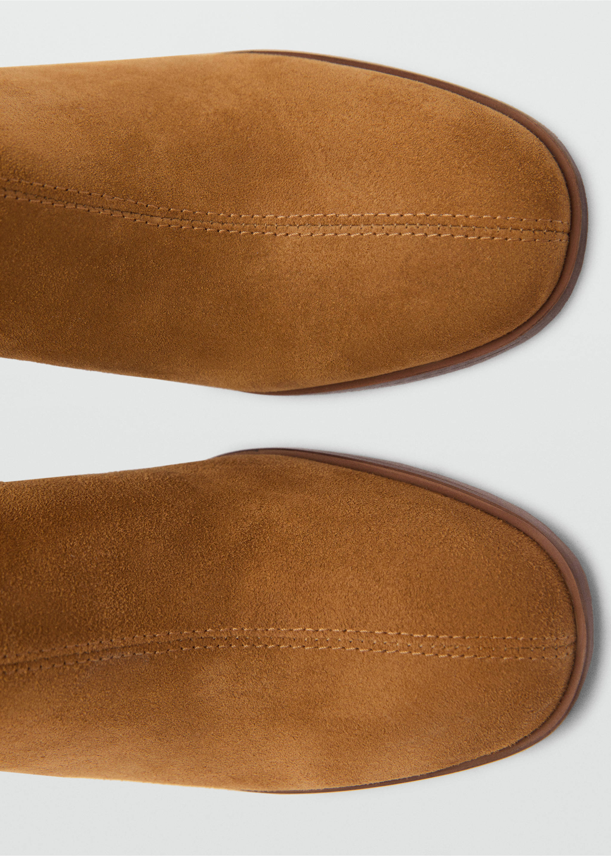 Heel suede ankle boot - Details of the article 2, Medium Brown. Ref: 77094051-00.