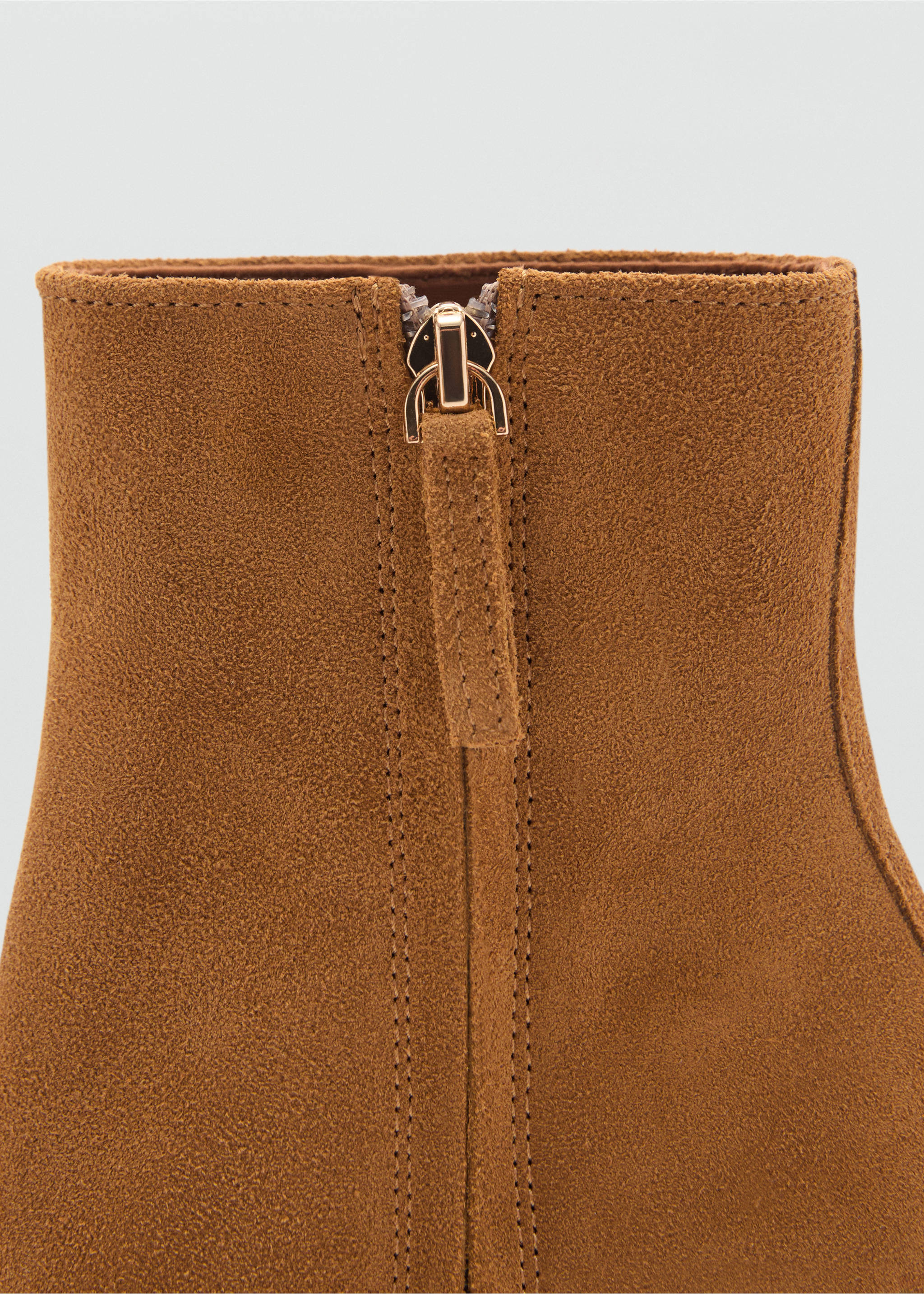 Heel suede ankle boot - Details of the article 3, Medium Brown. Ref: 77094051-00.
