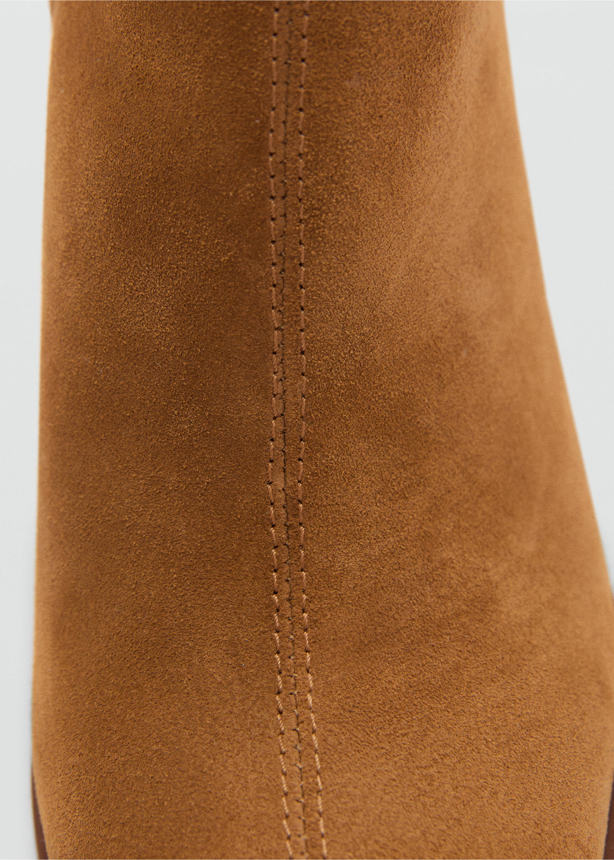 Heel suede ankle boot - Details of the article 4, Medium Brown. Ref: 77094051-00.