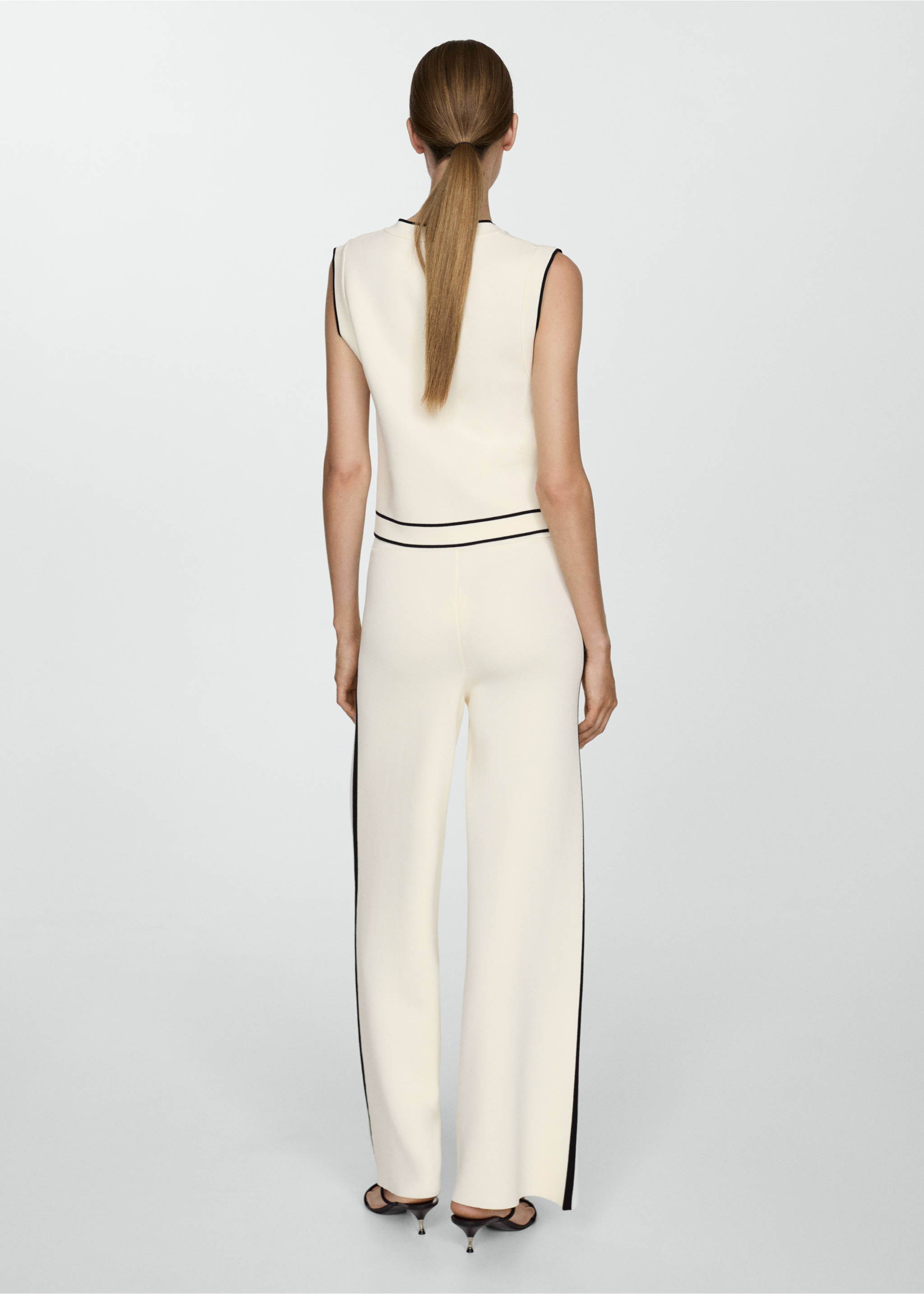 Knitted waistcoat with contrast piping - Reverse of the article, Ecru. Ref: 77094056-00.