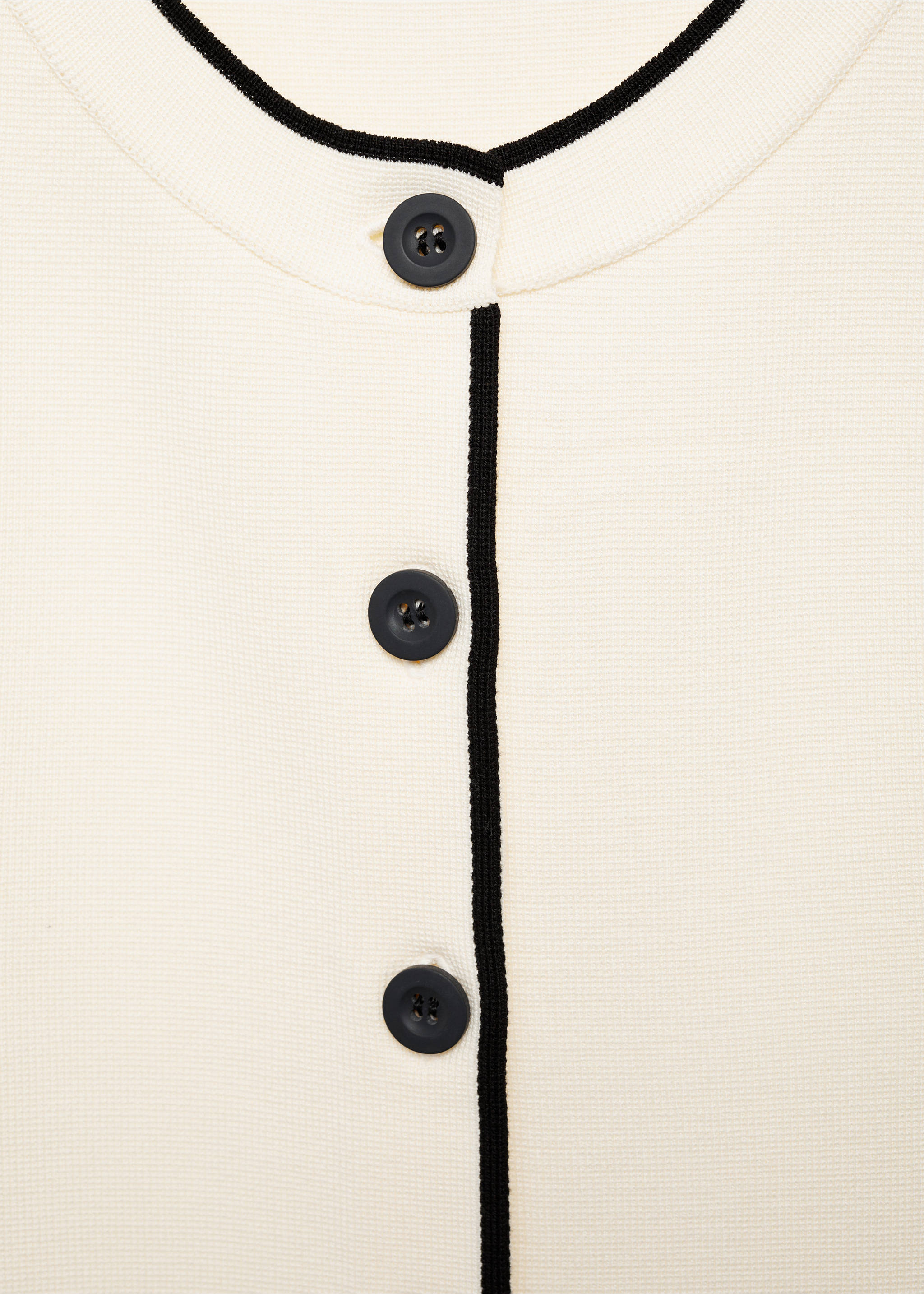Knitted waistcoat with contrast piping - Details of the article 8, Ecru. Ref: 77094056-00.