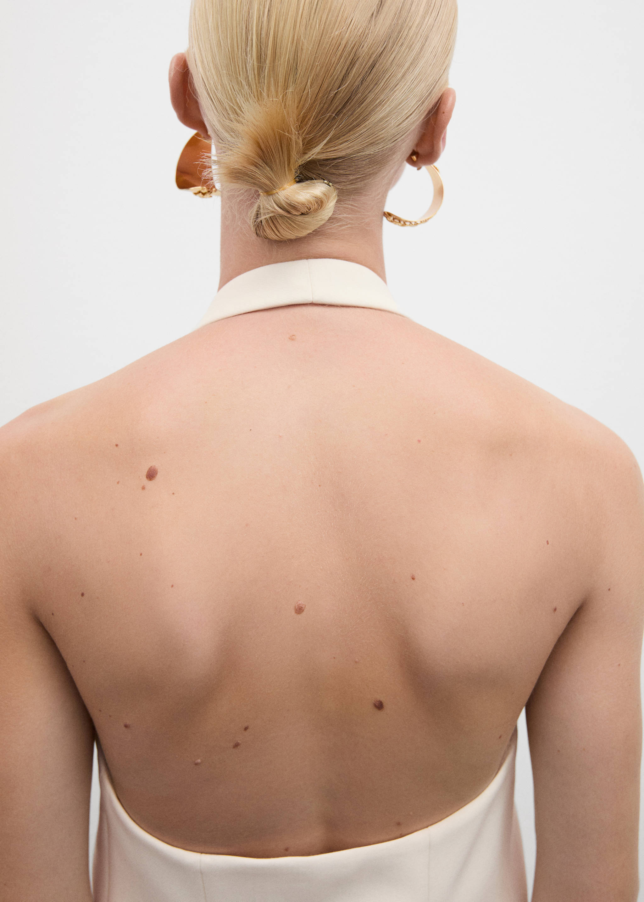 Chaleco cuello halter botón joya - Detalle del artículo 2