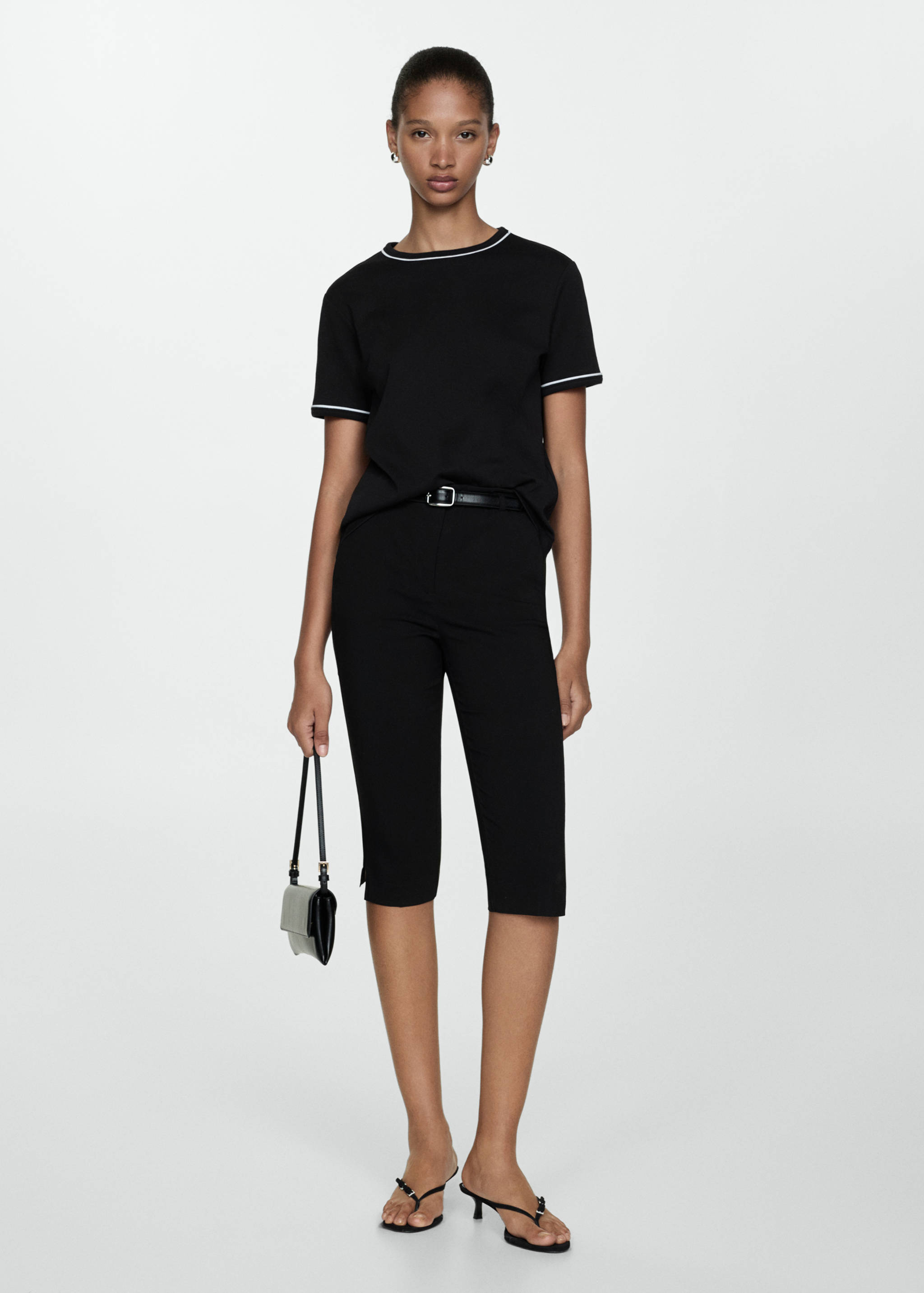 Βαμβακερό μπλουζάκι με τελείωμα σε αντίθεση - Γενικό πλάνο