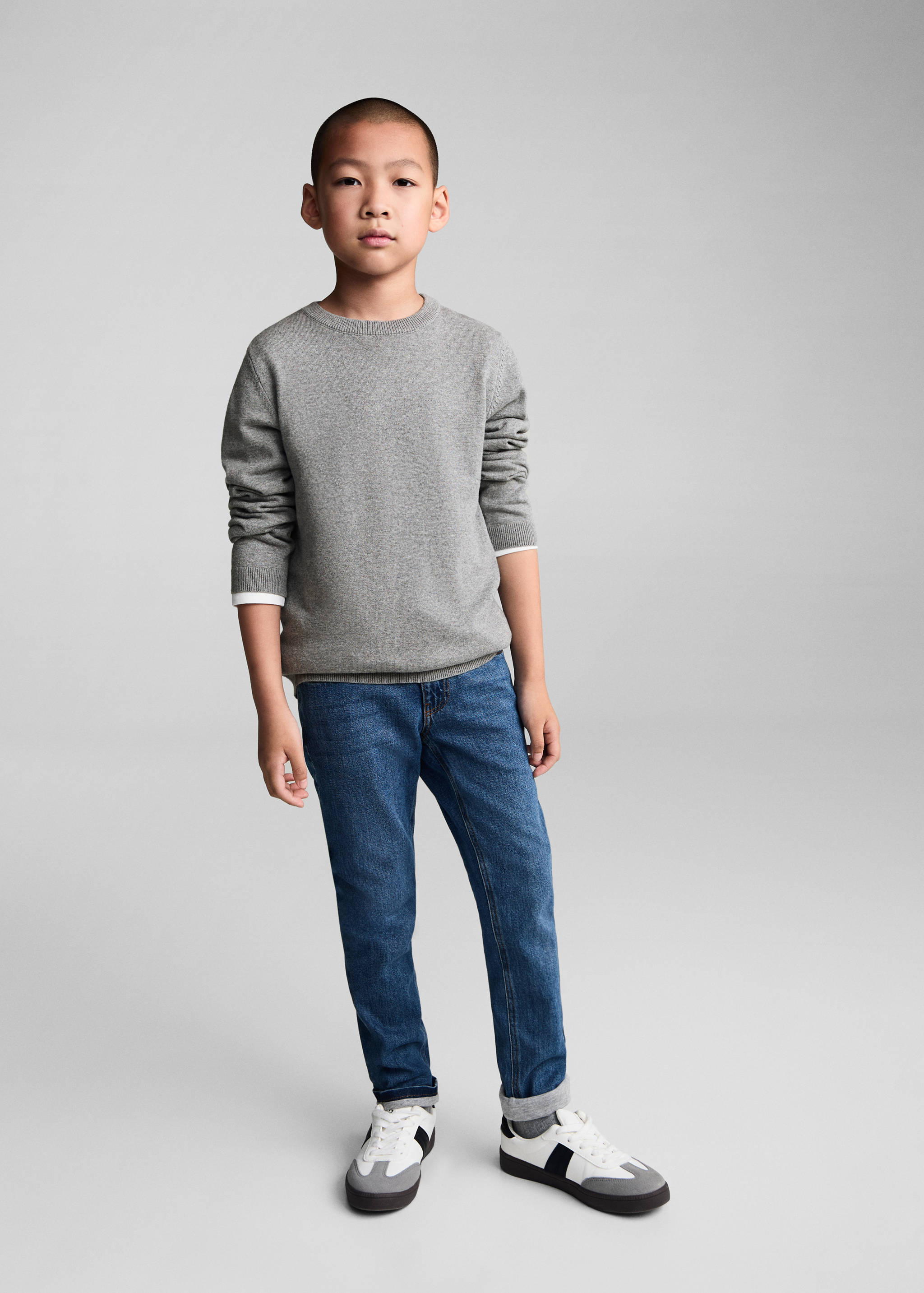 Knit cotton sweater - General plane