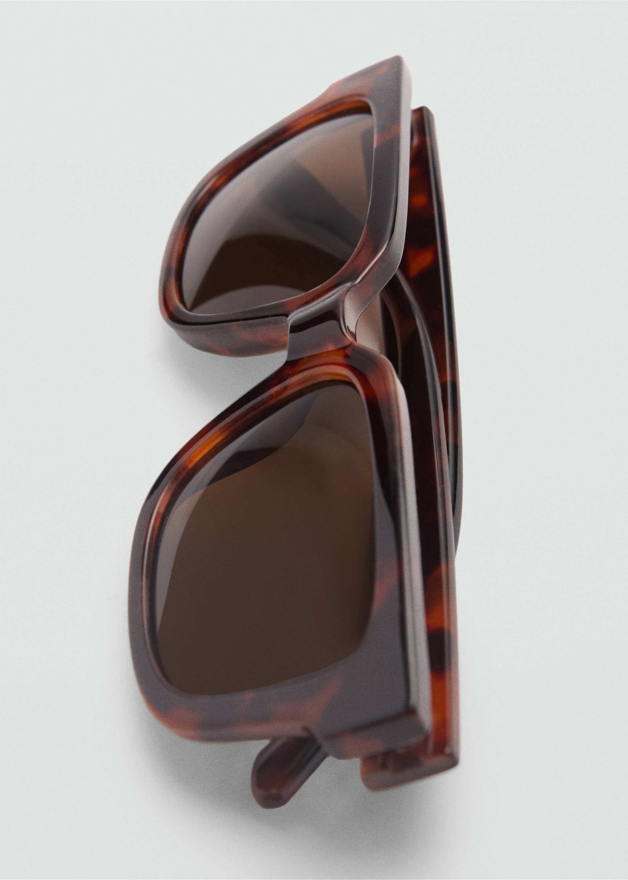 Gafas de sol montura cuadrada - Detalle del artículo 2, Chocolate. Ref: 77094434-00.