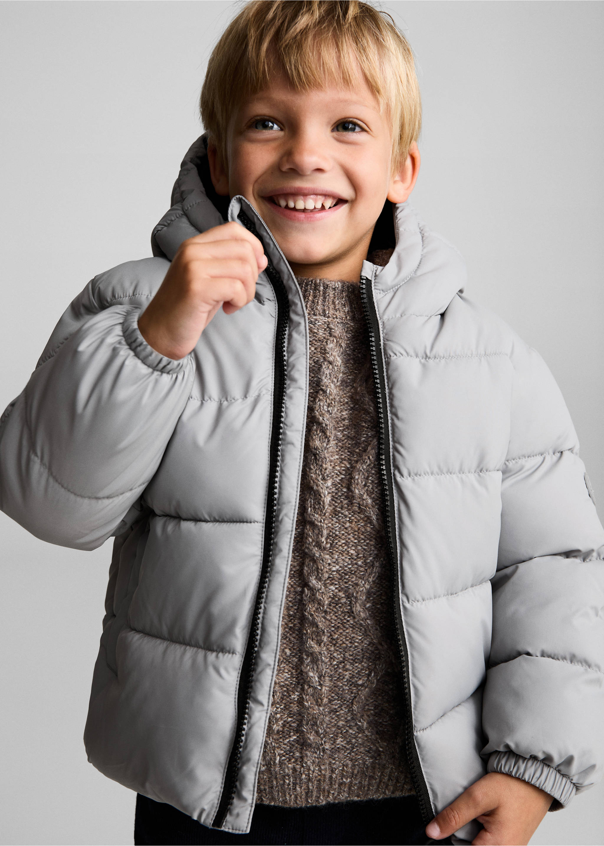 Hood puffer coat - Medium plane, Light/Pastel Grey. Ref: 77094435-00.