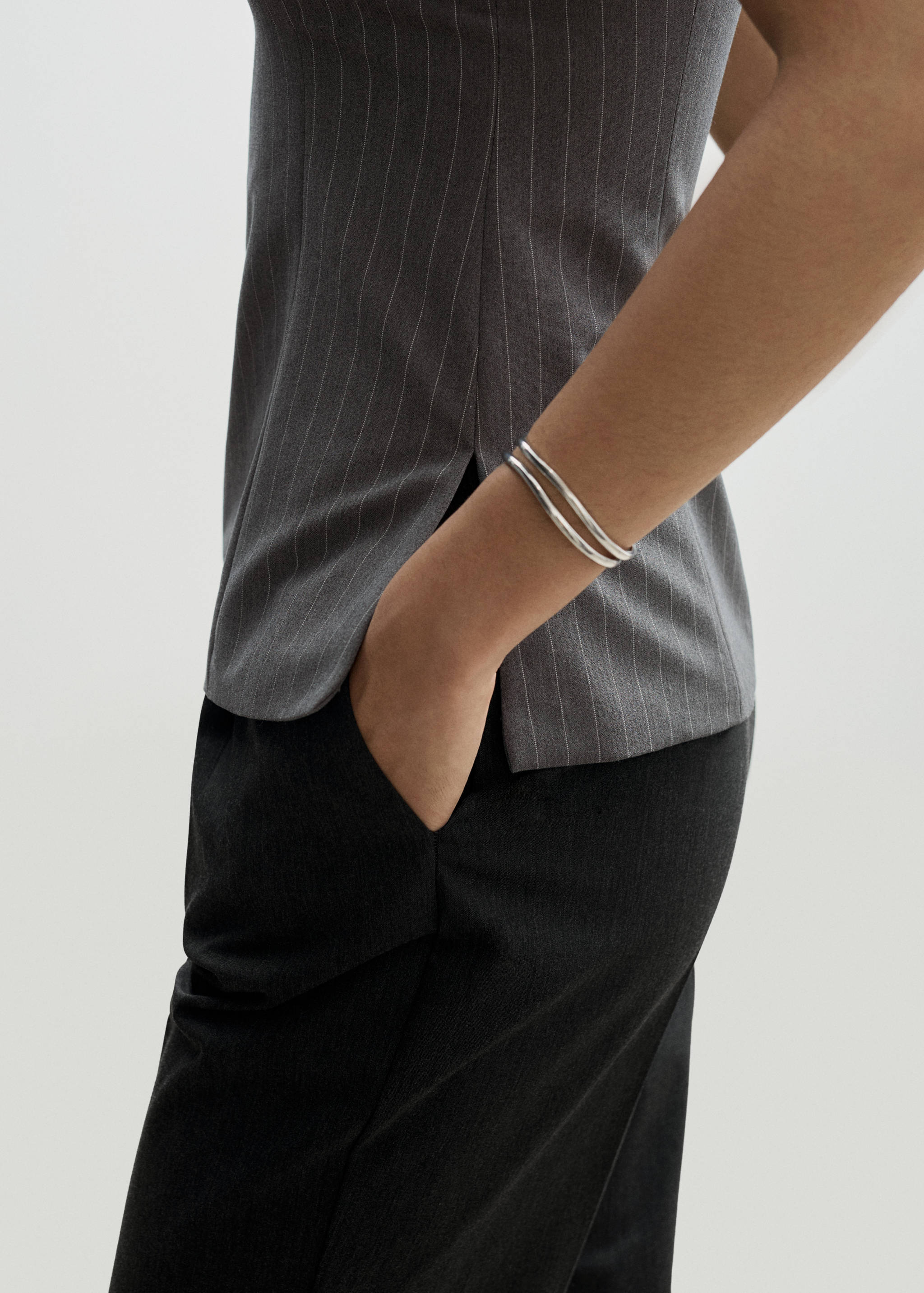 Pantalon droit pinces - Détail de l'article 6