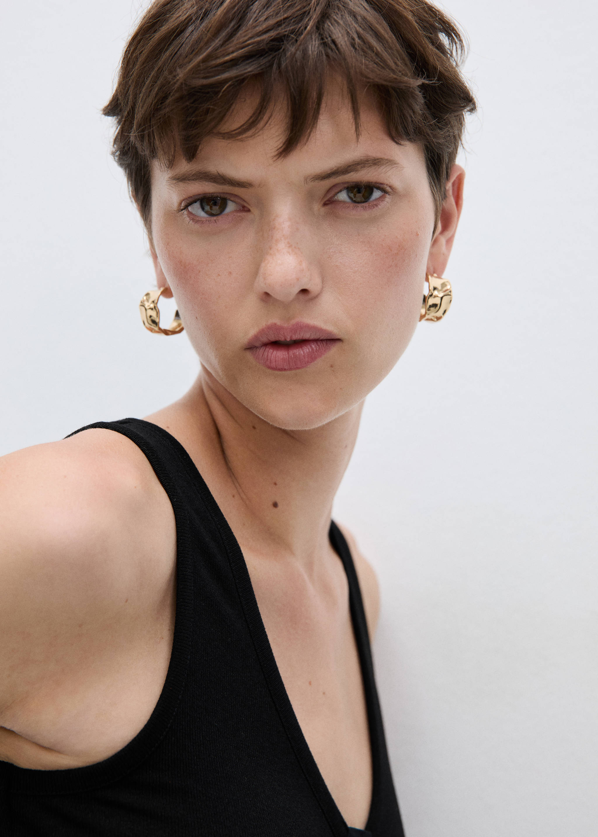 Body met V-hals en knopen - Detail van het artikel 1