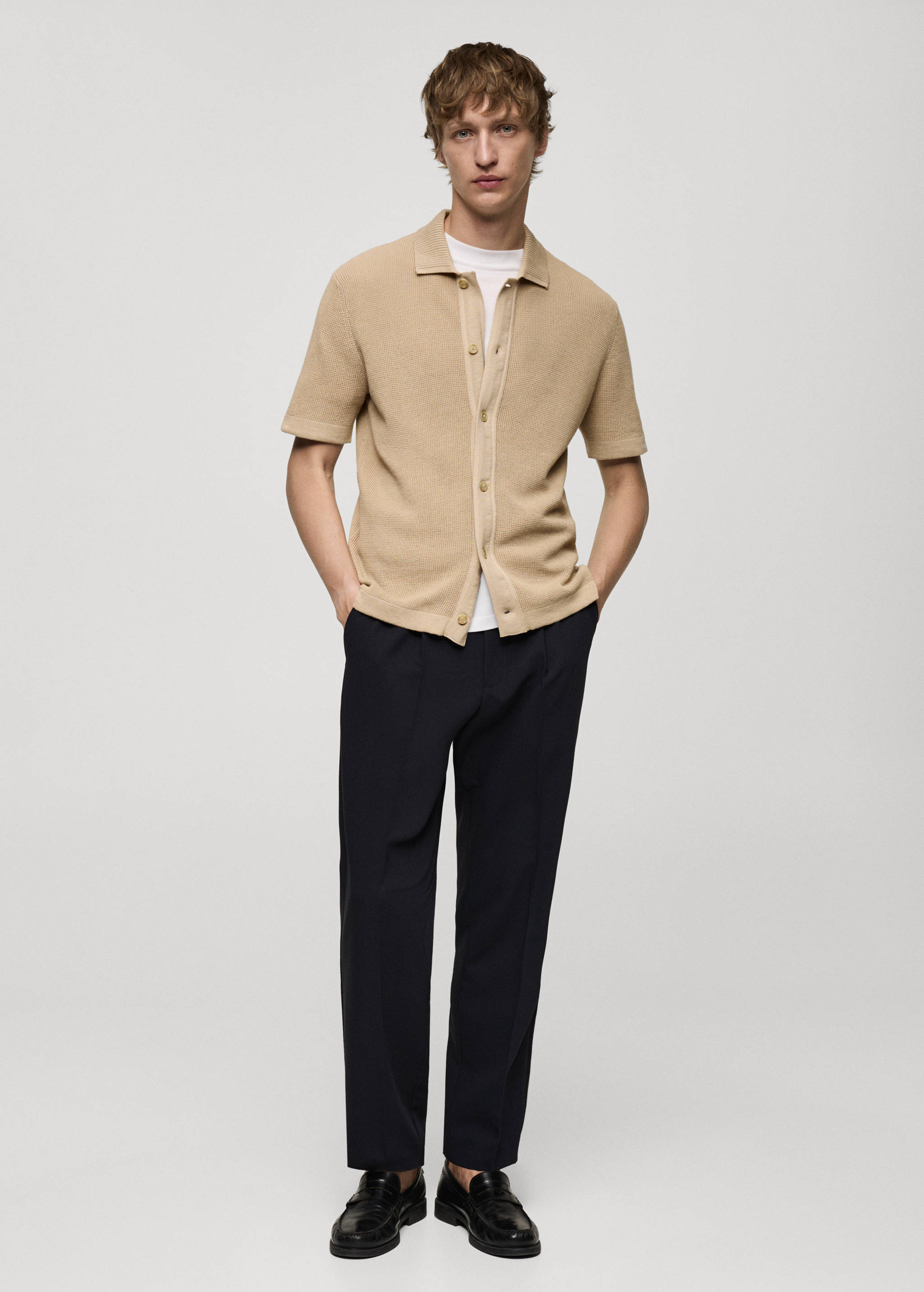 Gebreid poloshirt met microstructuur en knopen - Overzichtstekening