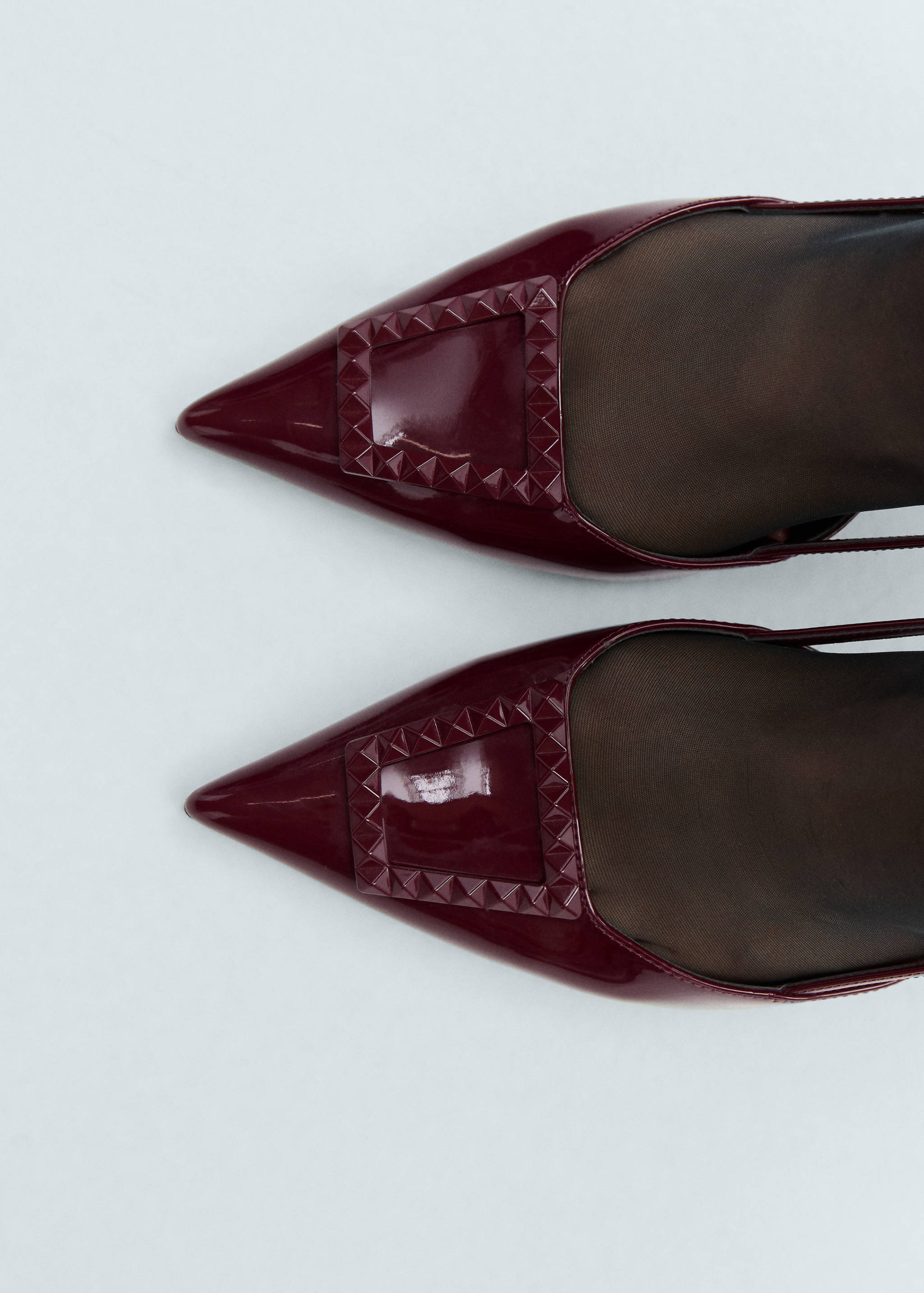 Patent leather slingback-heeled shoes - Details of the article 9