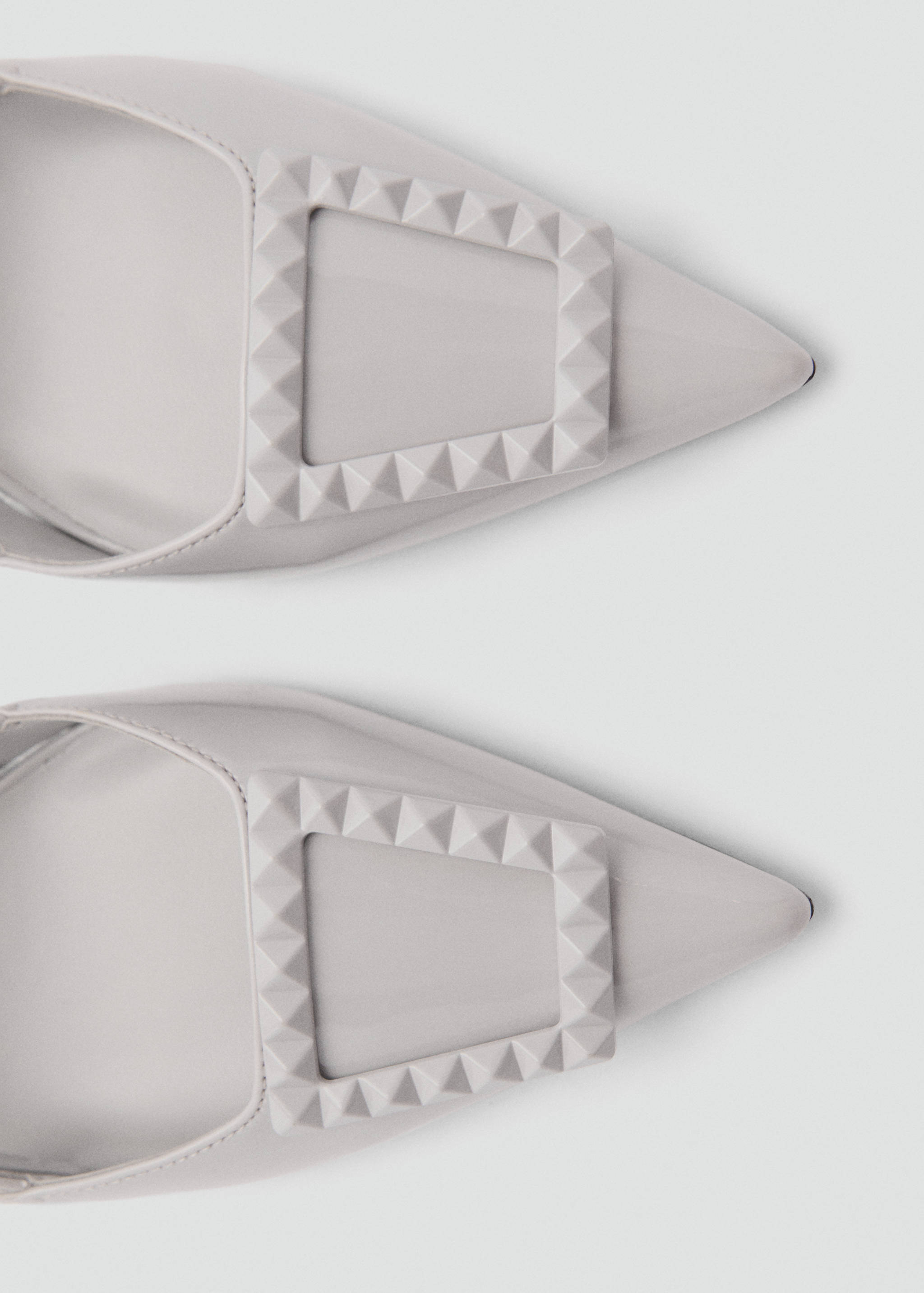 Patent leather slingback-heeled shoes - Details of the article 2