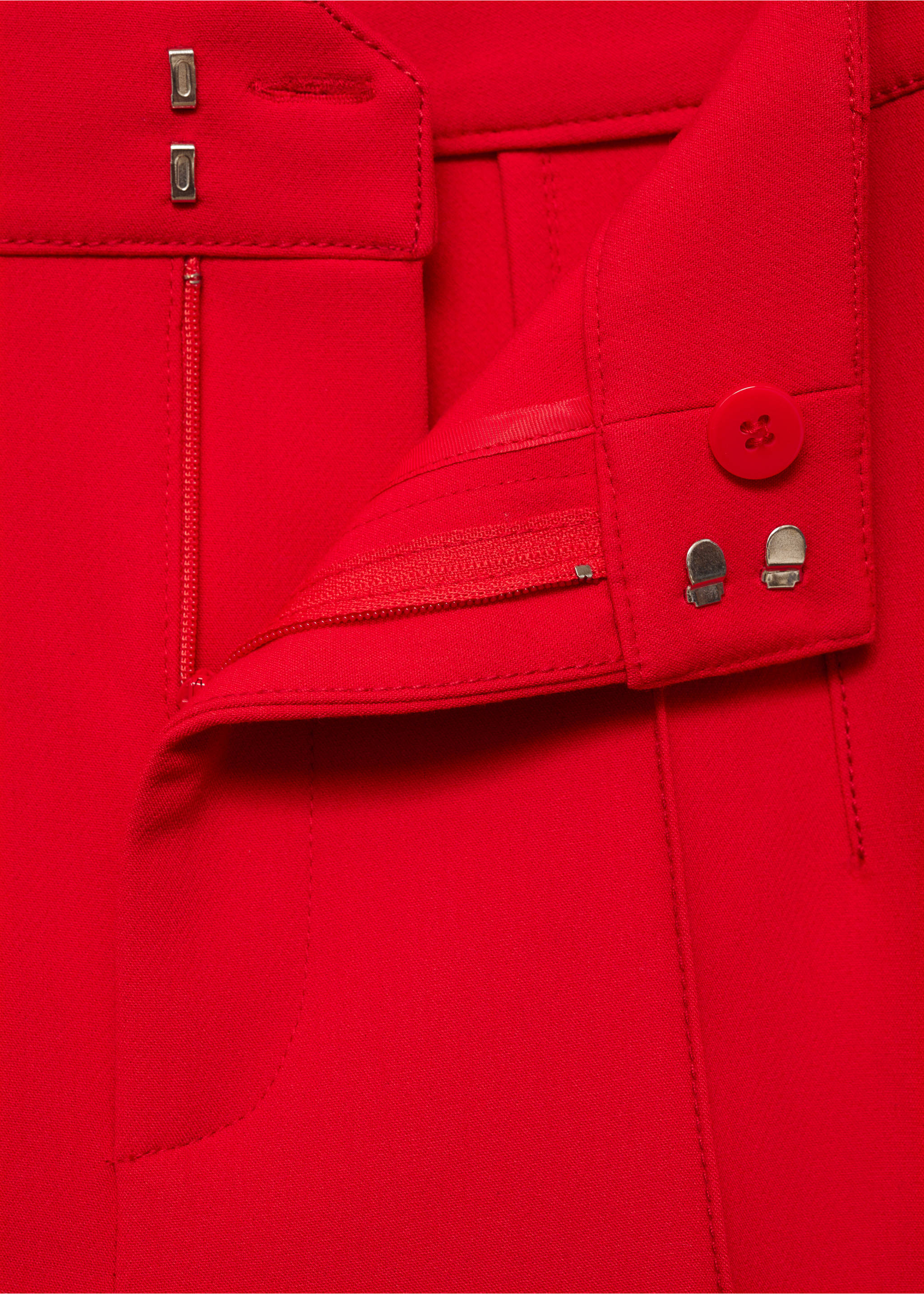 Straight-fit trousers with decorative seams - Details of the article 8, Red. Ref: 77094453-00.