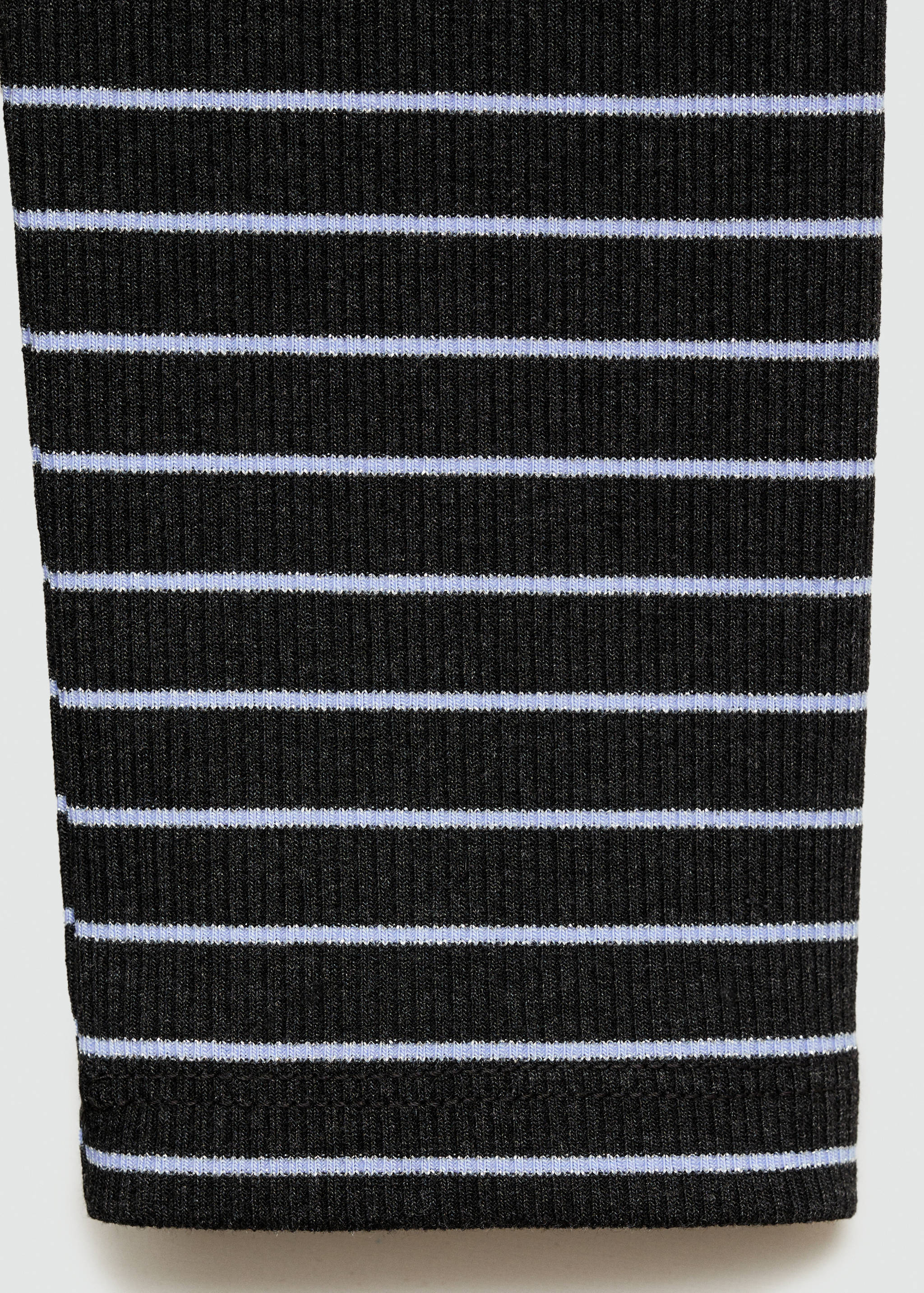 Sukienka z lureksu w paski z rozcięciem - Szczegóły artykułu 0