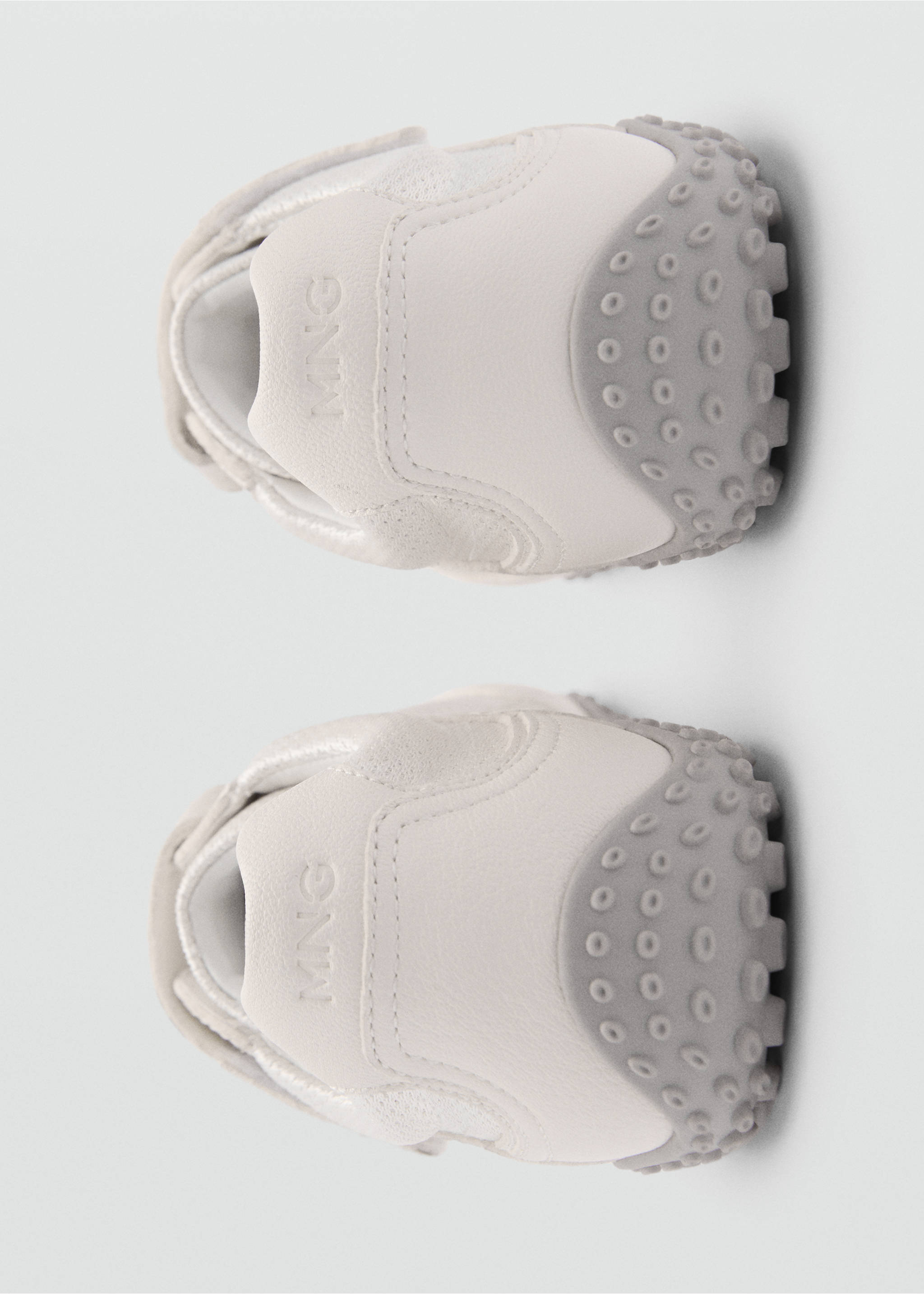 Sneakers van canvas en leer - Detail van het artikel 1, Wit. Ref: 77094788-00.