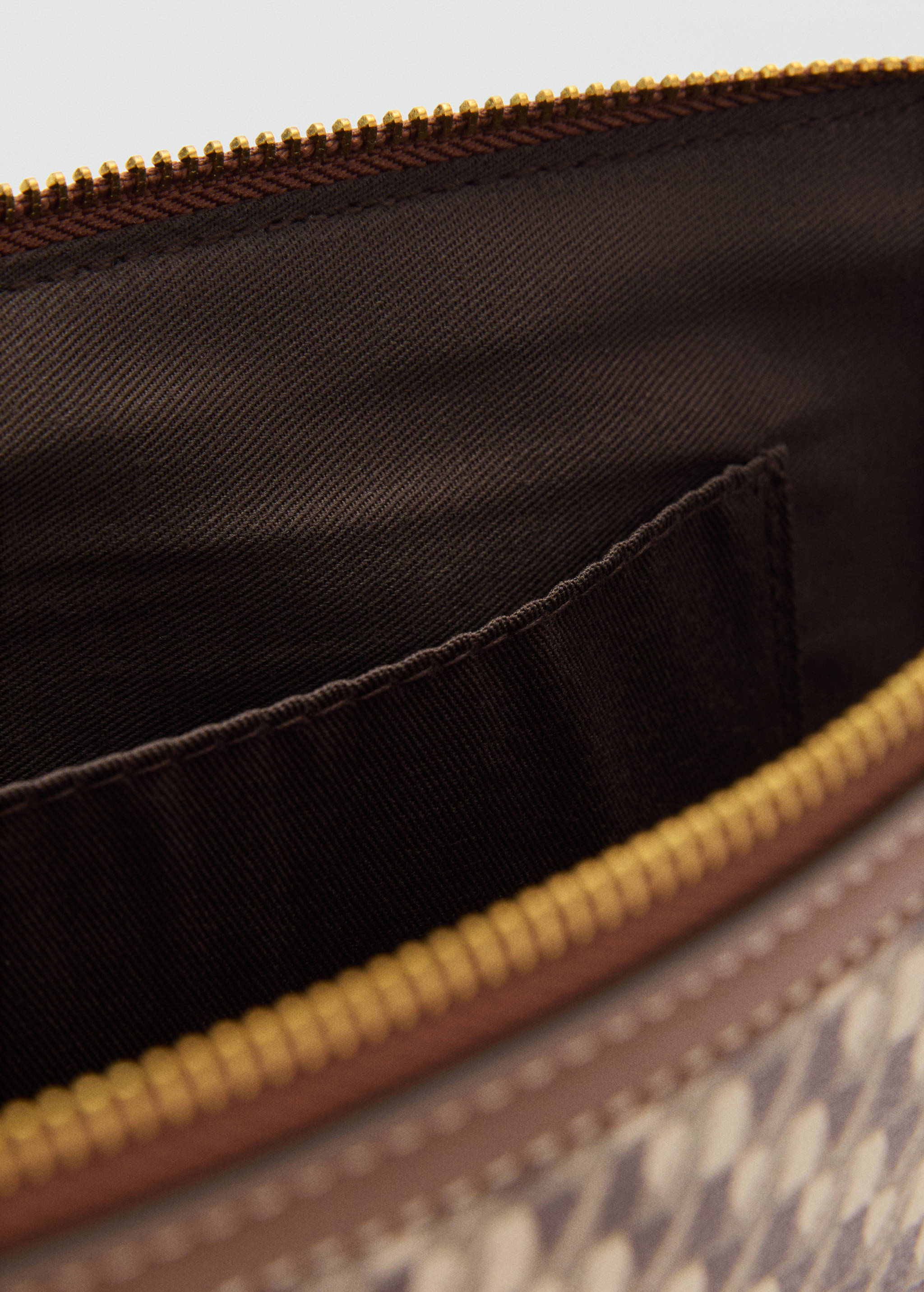 Laptop case with printed logo - Details of the article 1