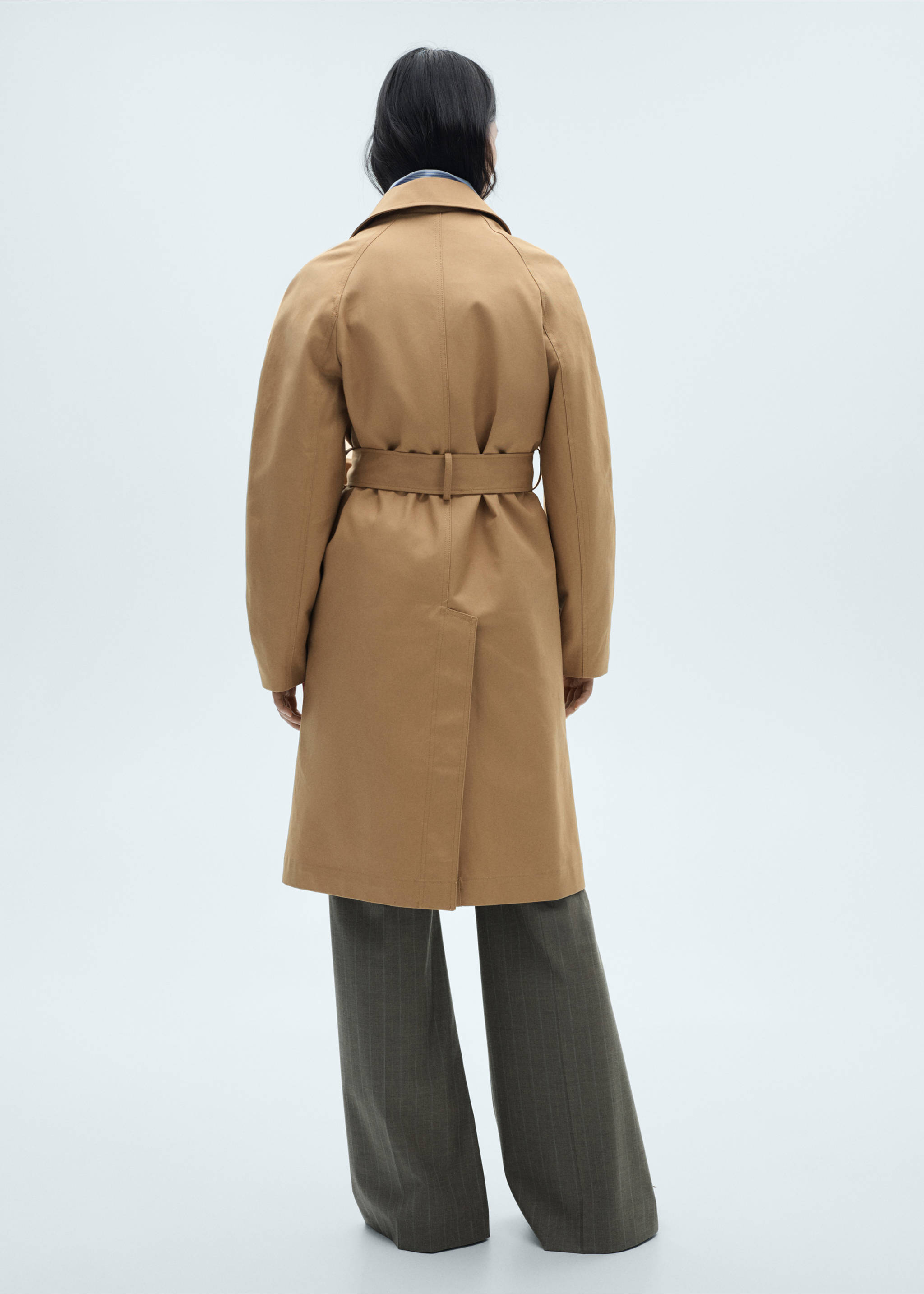 Cotton trench coat with belt - Reverse of the article, Medium Brown. Ref: 77095632-00.
