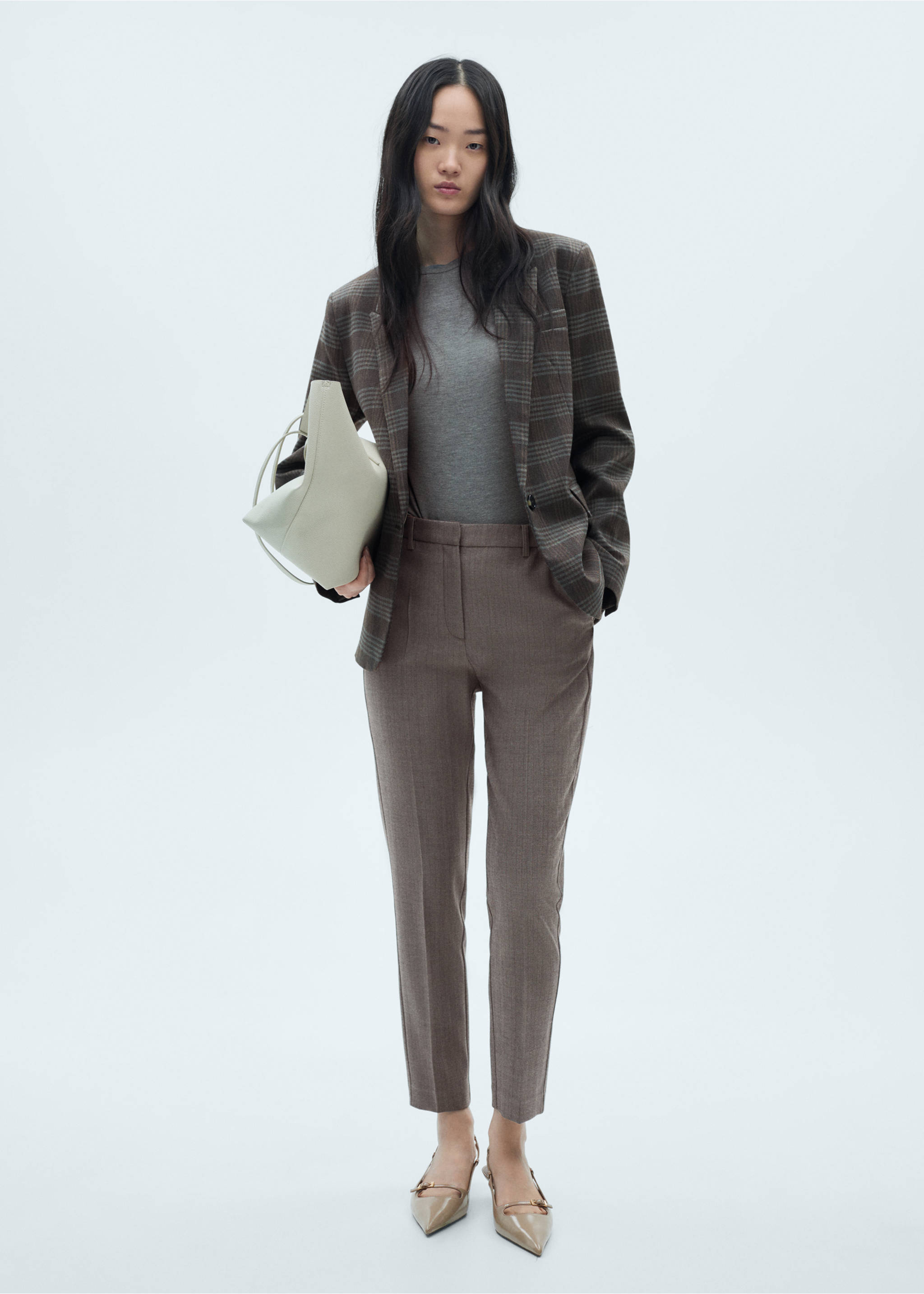 Pantaloni skinny cu talie medie - Plan general, Bej foarte deschis. Ref: 77095644-00.