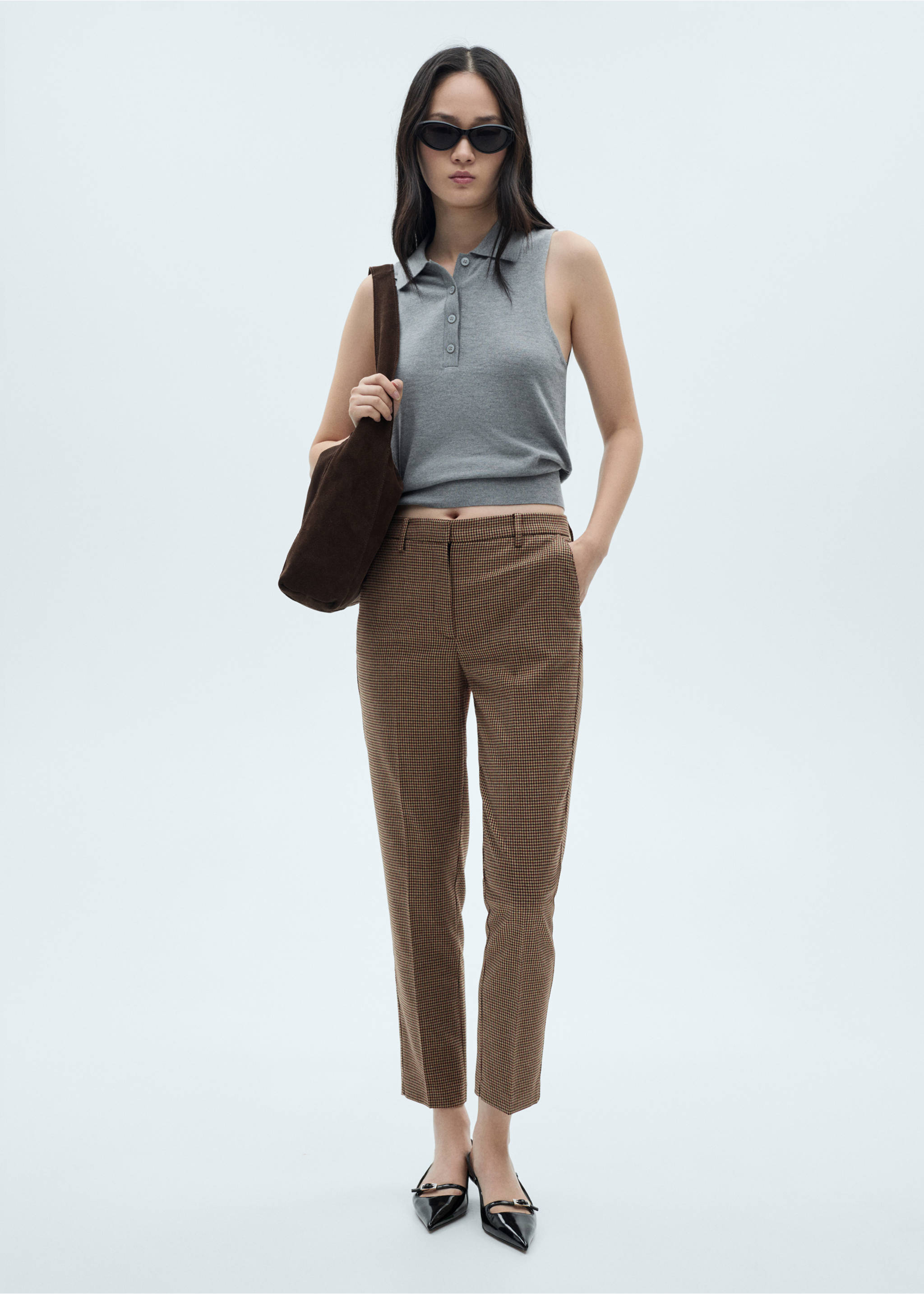 Pantaloni skinny cu talie medie - Plan general, Maro. Ref: 77095644-00.