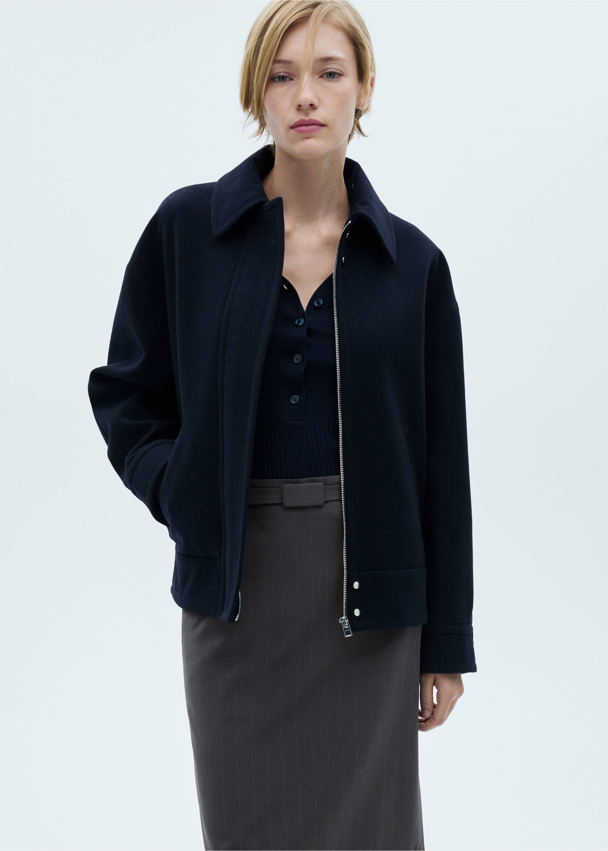 Pinstripe pencil skirt - Details of the article 2, Grey. Ref: 77095649-00.