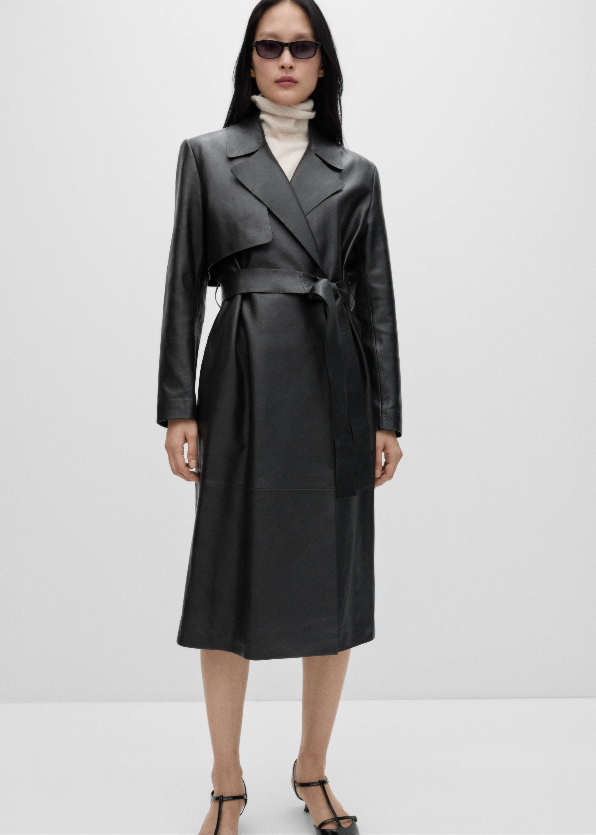 Leather trench coat with belt - General plane, Black. Ref: 77095655-00.