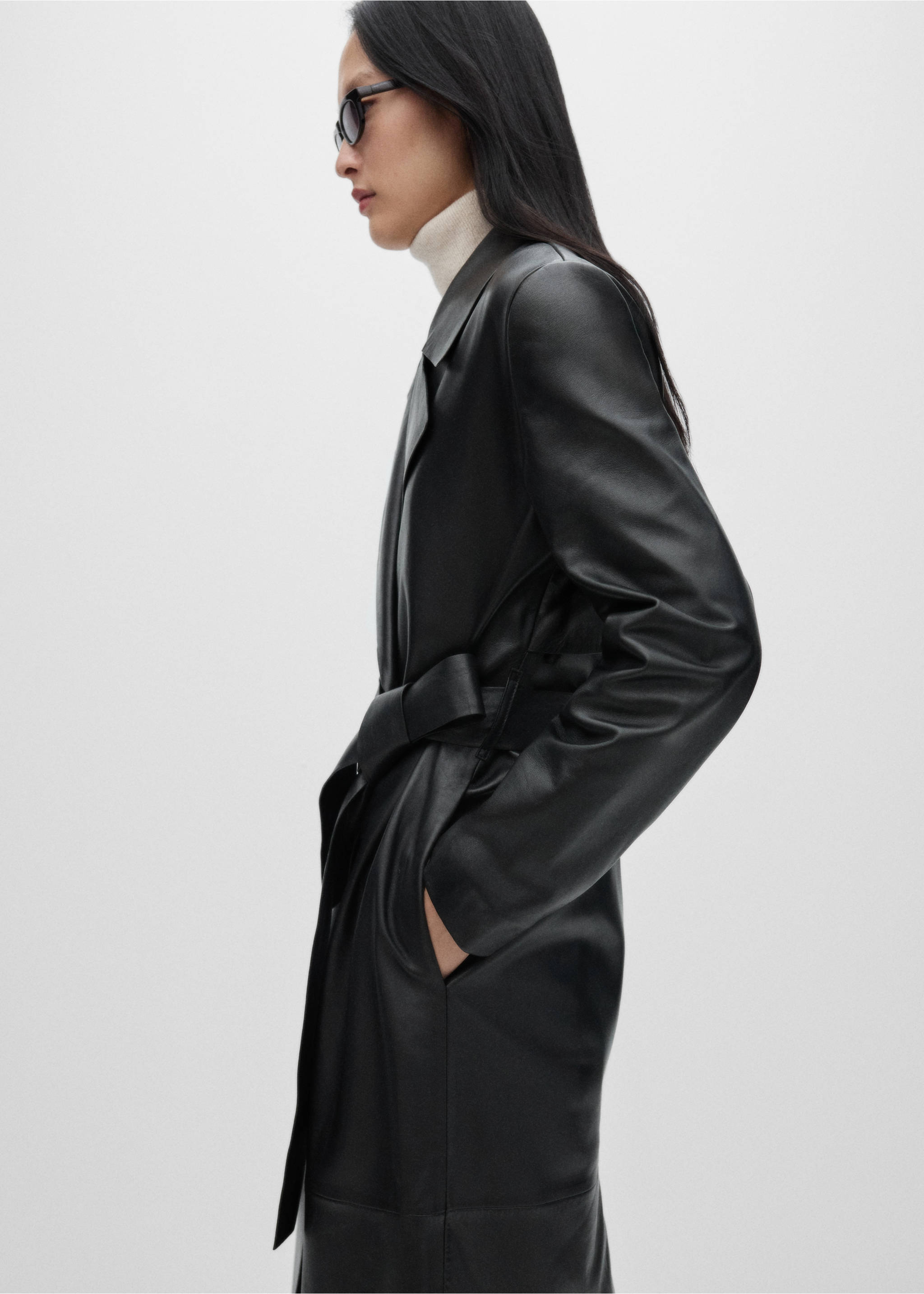 Leather trench coat with belt - Details of the article 1, Black. Ref: 77095655-00.