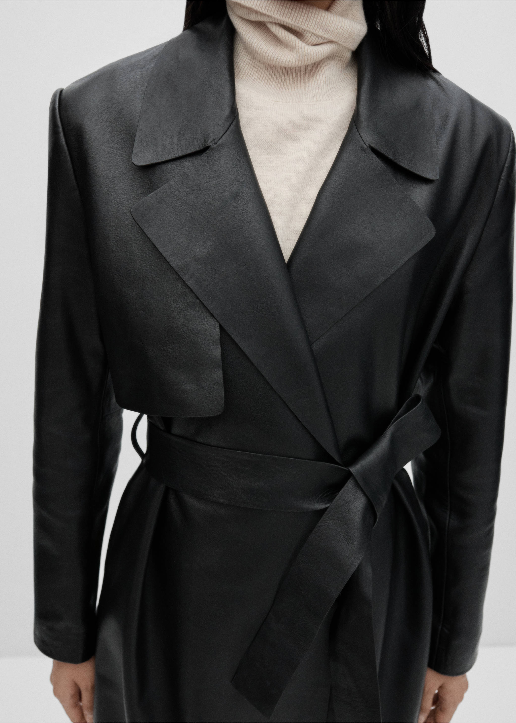 Leather trench coat with belt - Details of the article 6, Black. Ref: 77095655-00.