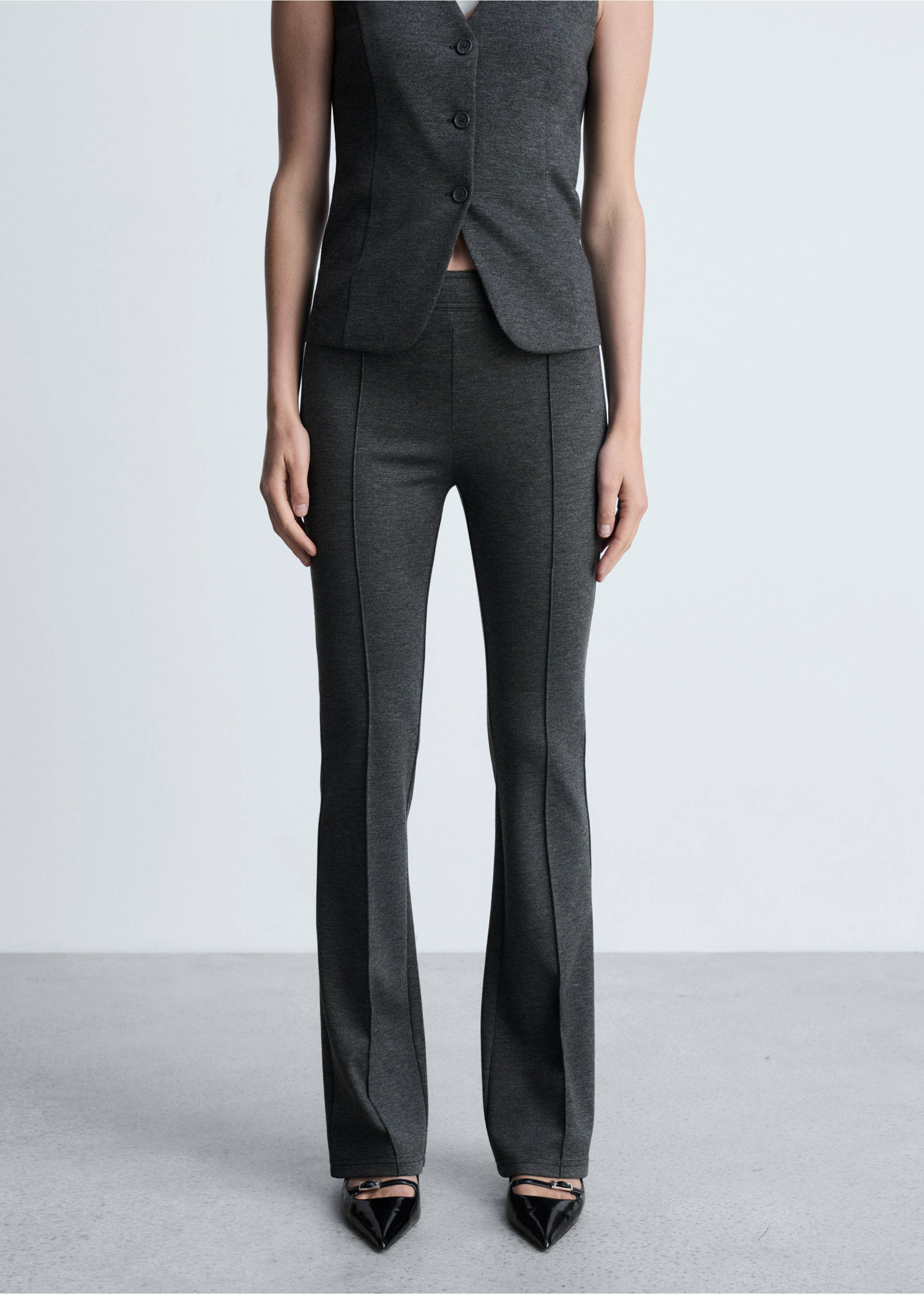 Flared trousers with seams - Medium plane, Grey. Ref: 77095661-00.