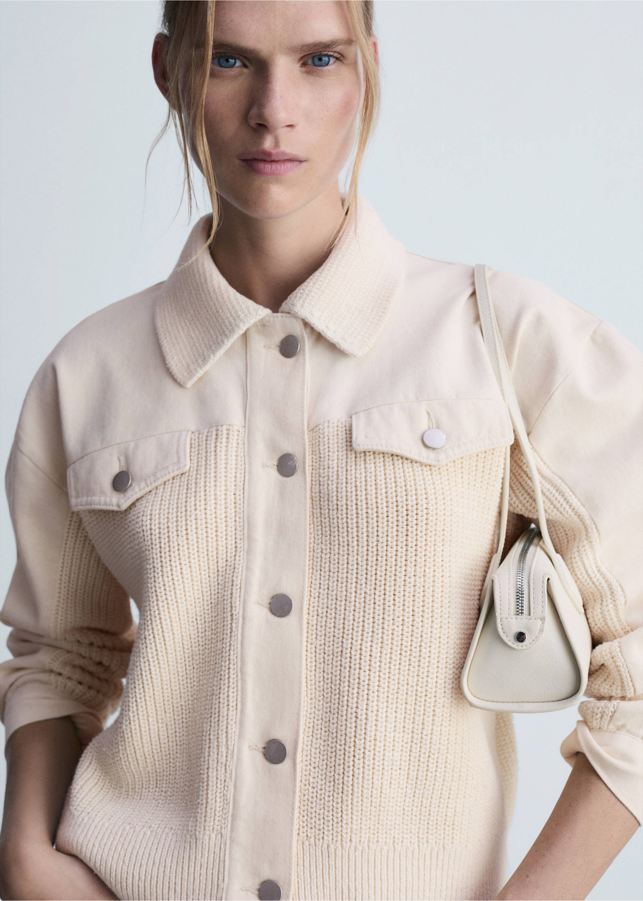Combined knitwear jacket - Medium plane, Ecru. Ref: 77095669-00.