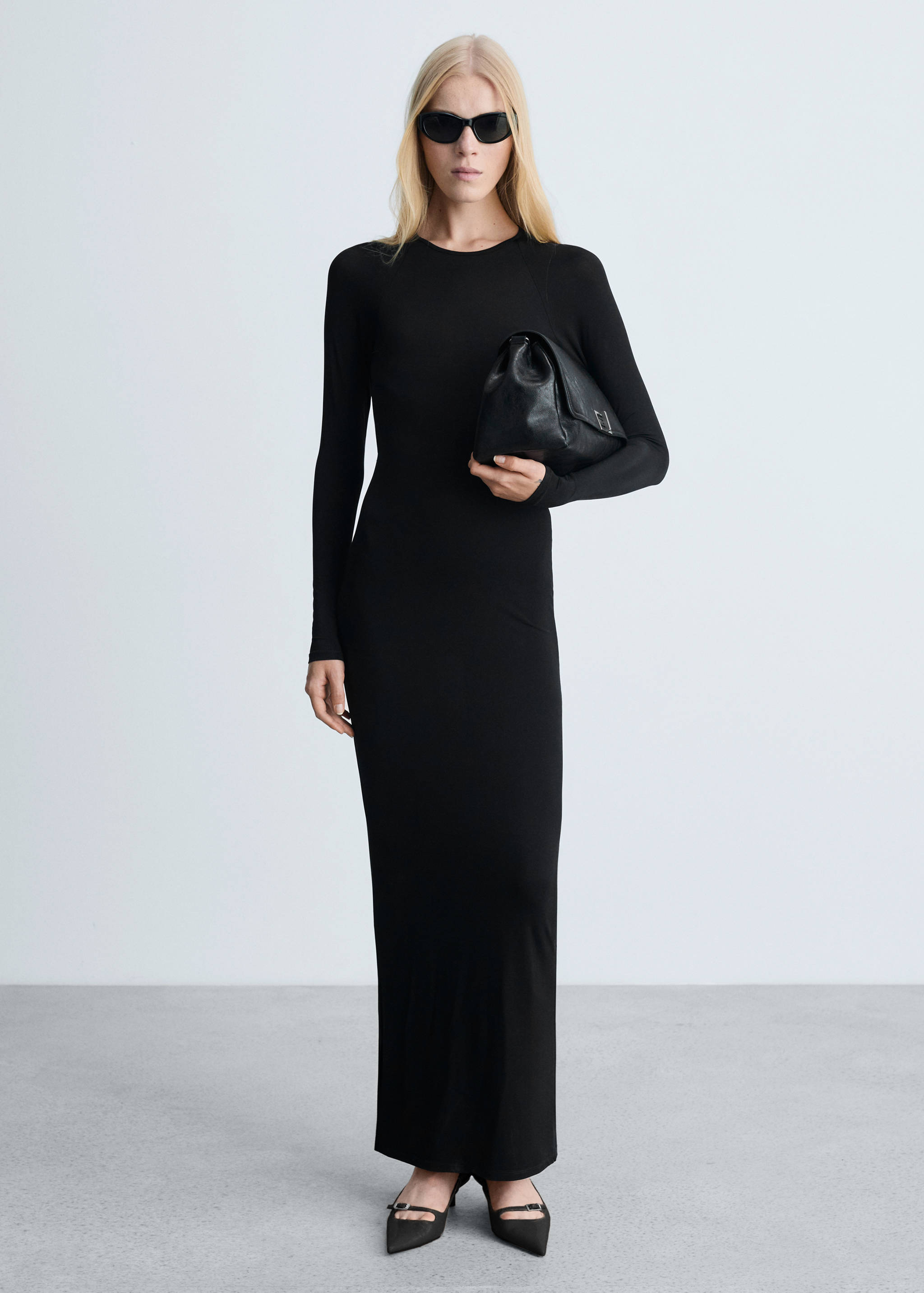 Lange jurk met open rug - Overzichtstekening