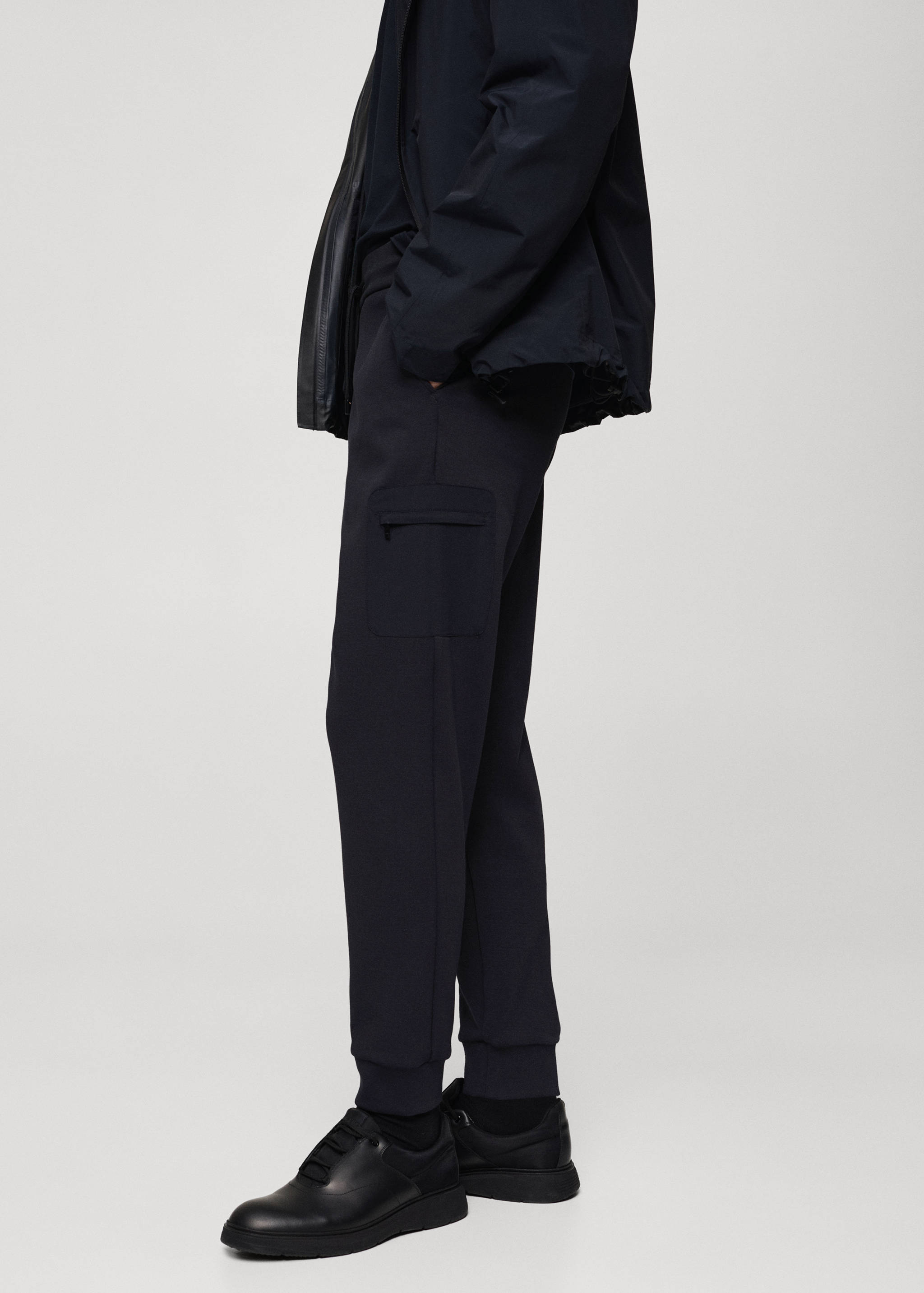 Strukturierte Jogger-Pants mit geruchshemmender Technologie - Detail des Artikels 2