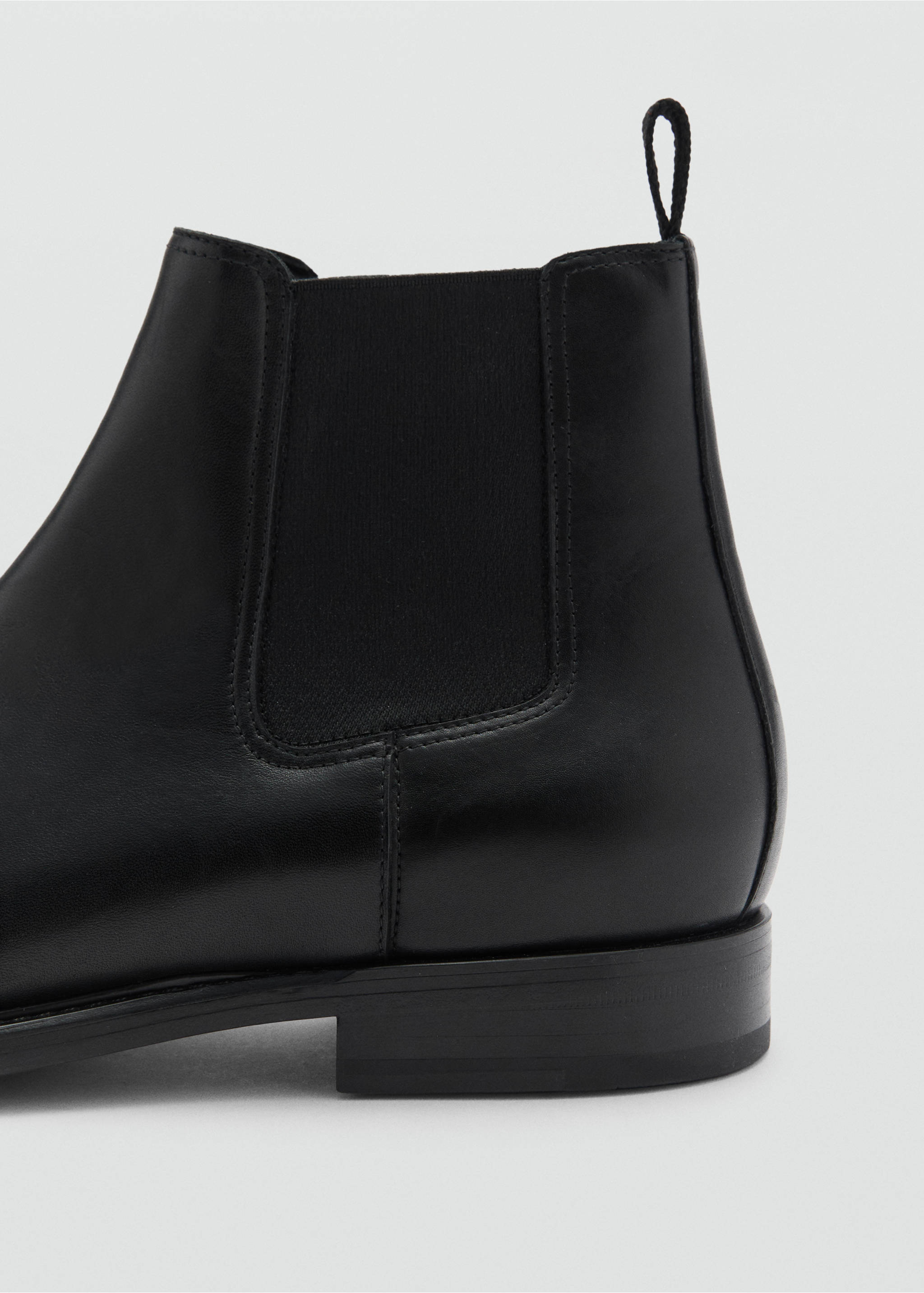 Polished leather chelsea boots - Details of the article 1, Black. Ref: 77095975-00.