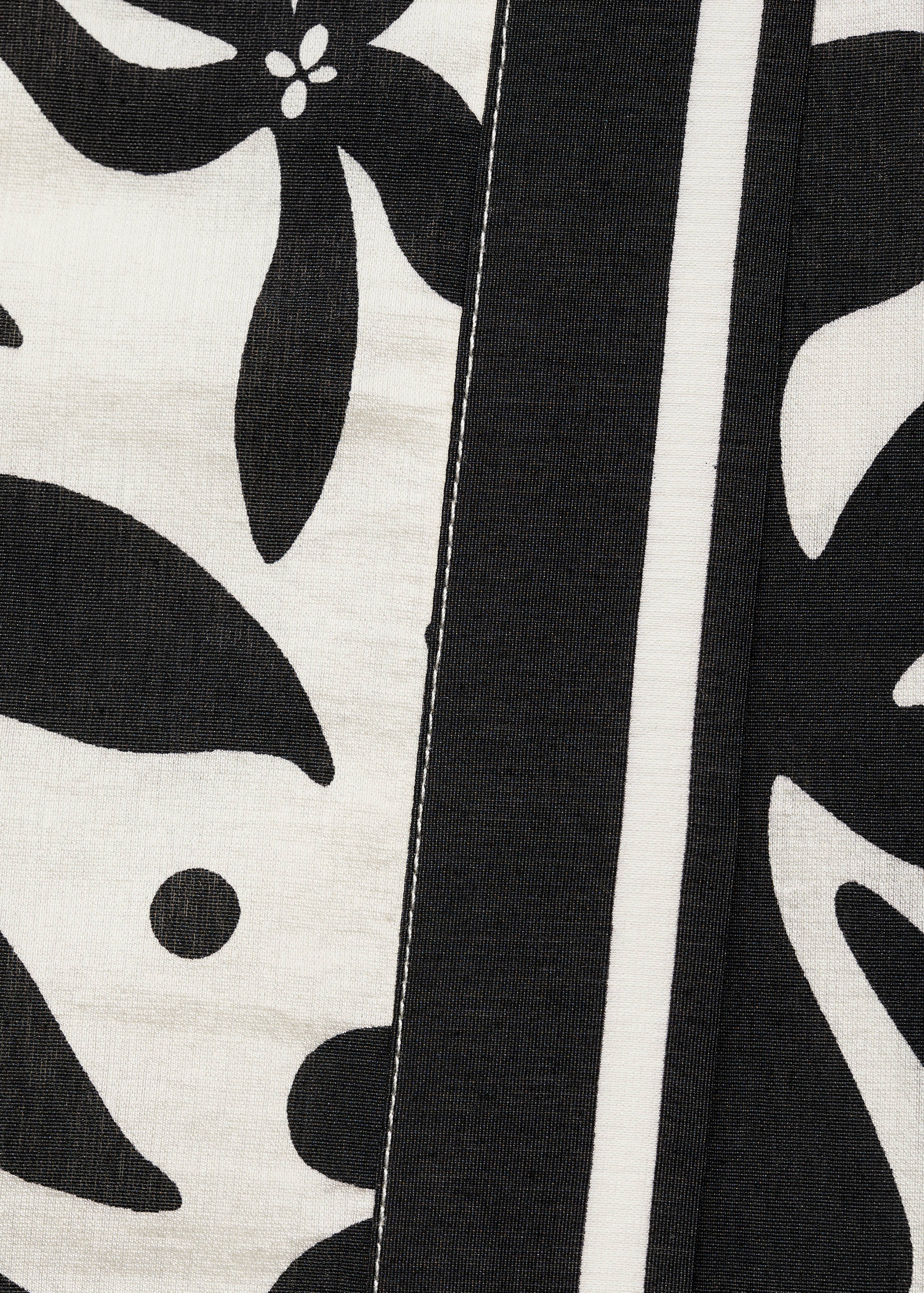 Floral-print wrap skirt - Details of the article 8