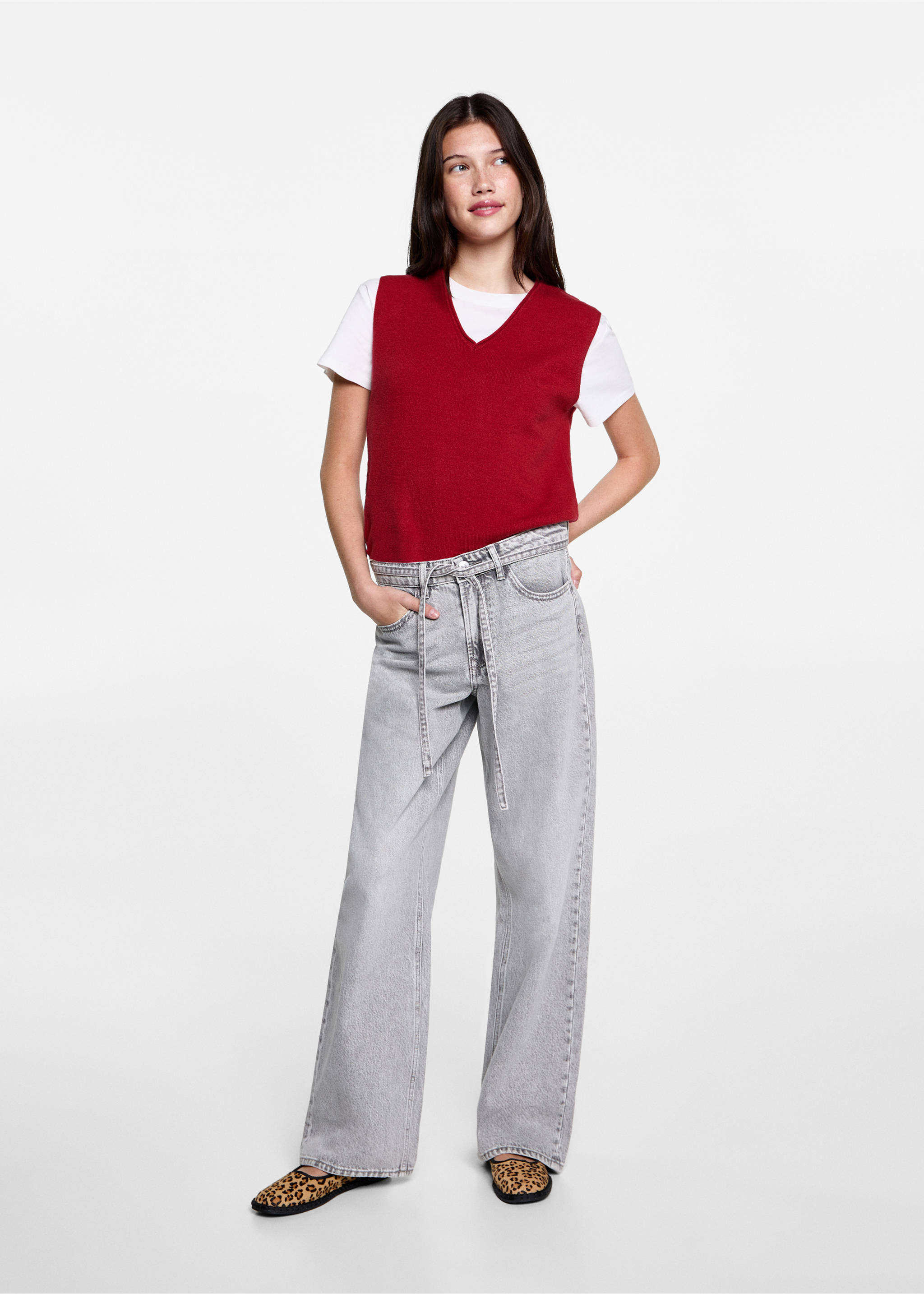 Chaleco punto cuello pico - Plano general, Rojo. Ref: 77095983-00.