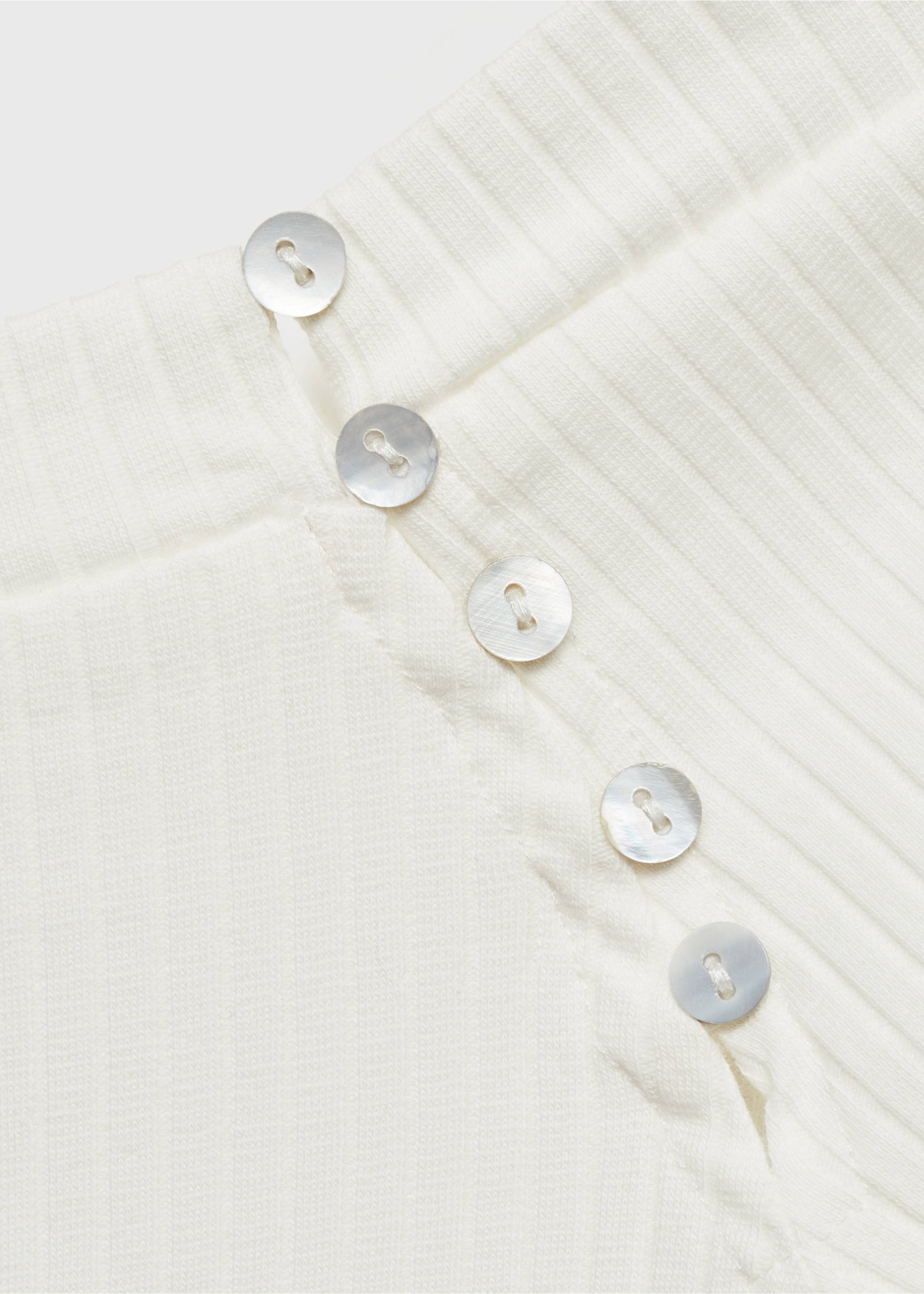 T-shirt épaules dénudées - Détail de l'article 8, Blanc cassé. Ref: 77095984-00.