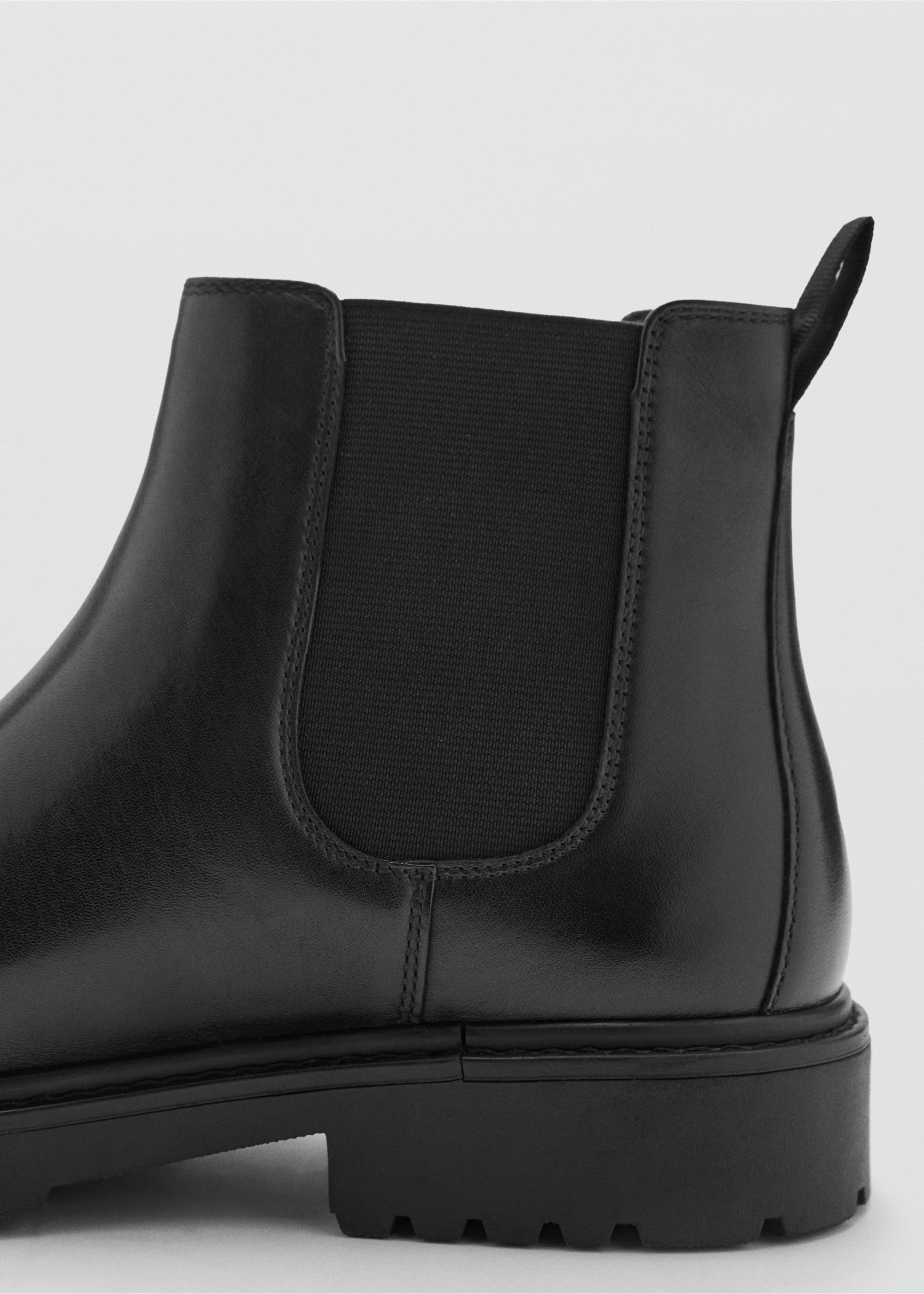 Chelsea leather ankle boots with track sole - Details of the article 2, Black. Ref: 77095986-00.