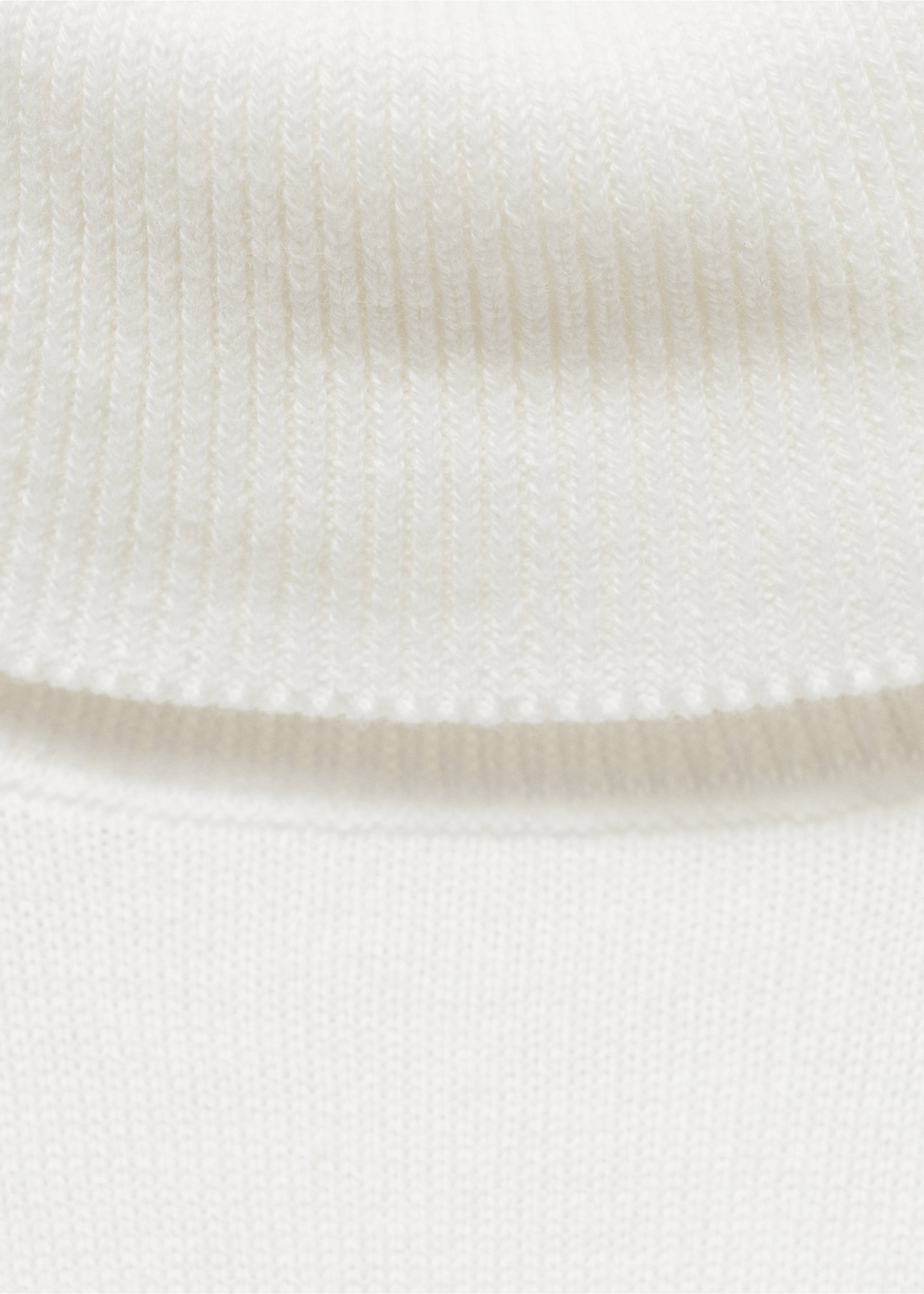 Turtleneck knitted sweater - Details of the article 8, Off White. Ref: 77096336-00.