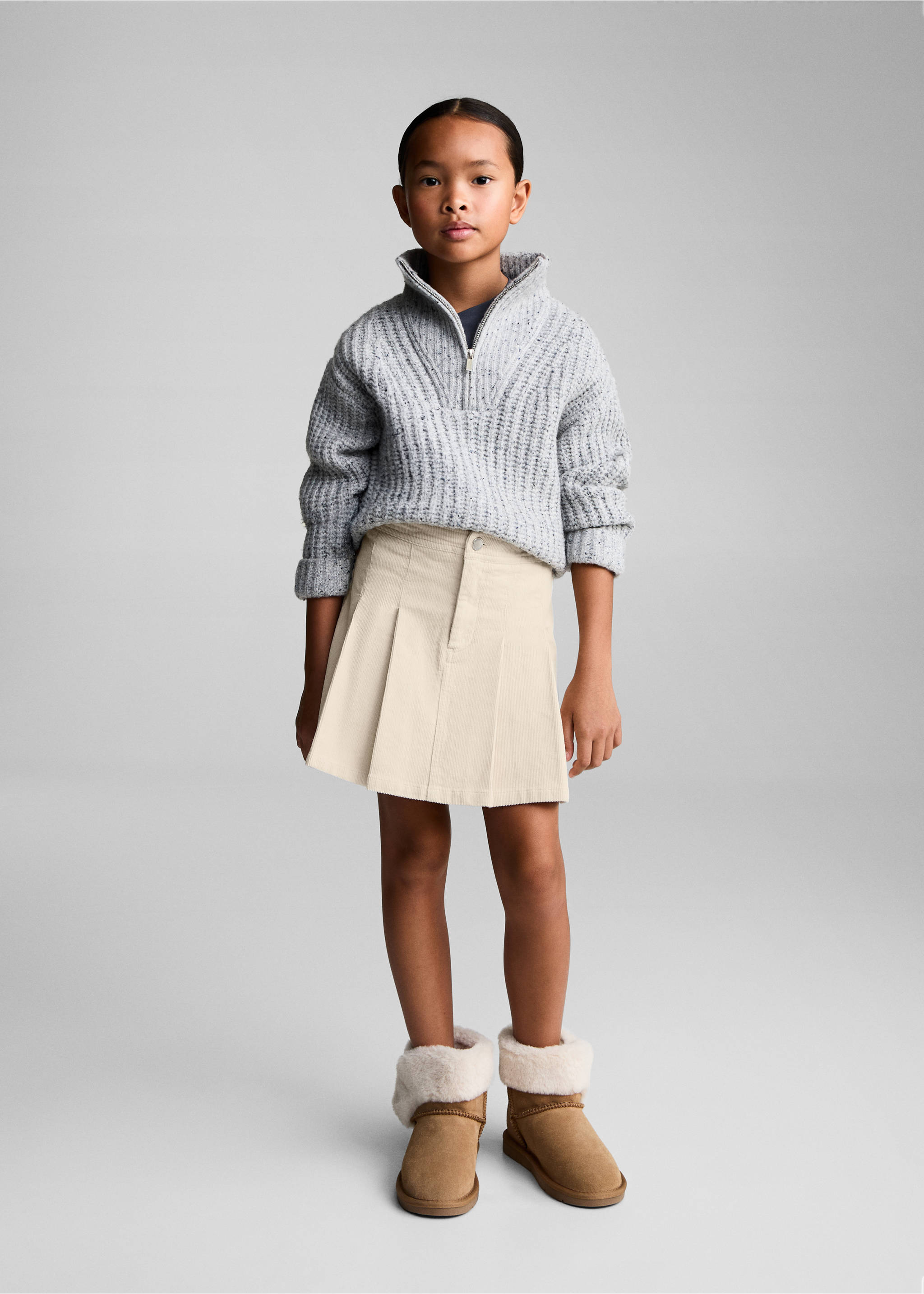 Corduroy pleated skirt - General plane, Ecru. Ref: 77096340-00.