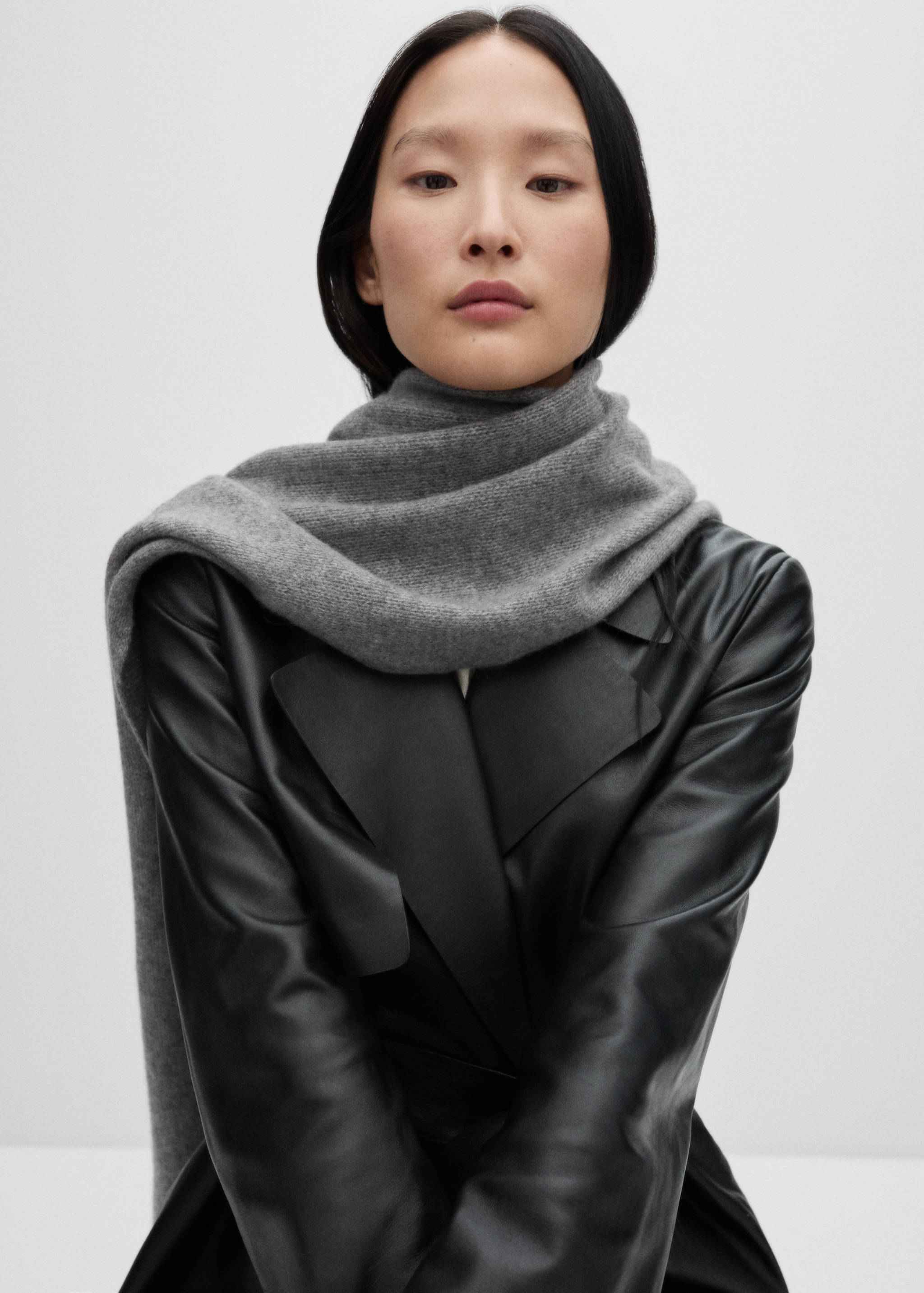 100% cashmere scarf - Details of the article 9