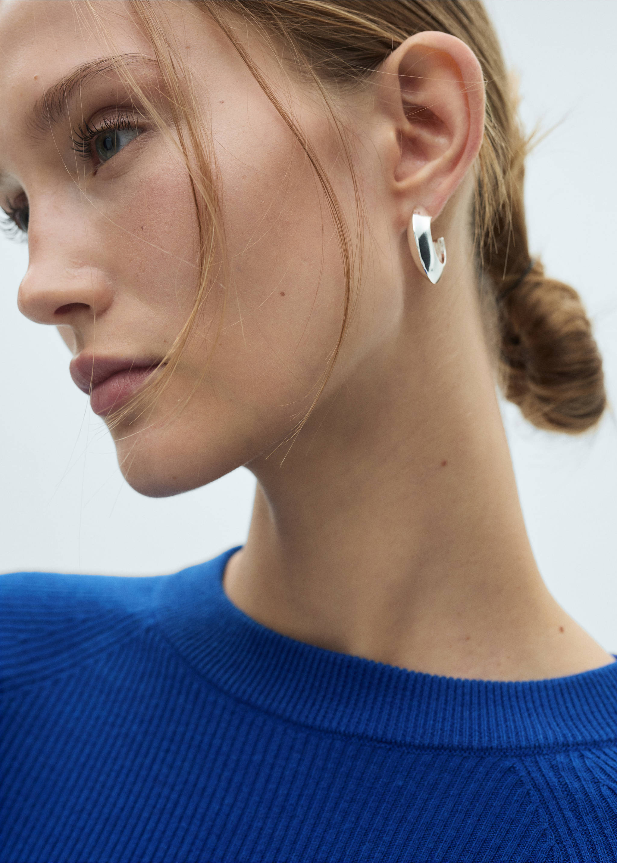 Fine ribbed-knit sweater - Details of the article 1, Ink Blue. Ref: 77096724-00.