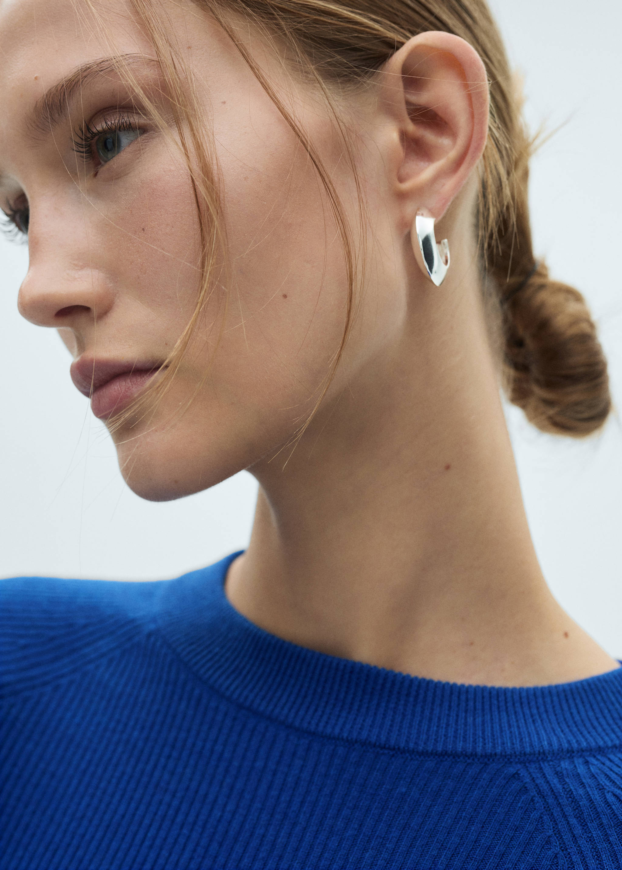 Fine ribbed-knit sweater - Details of the article 1