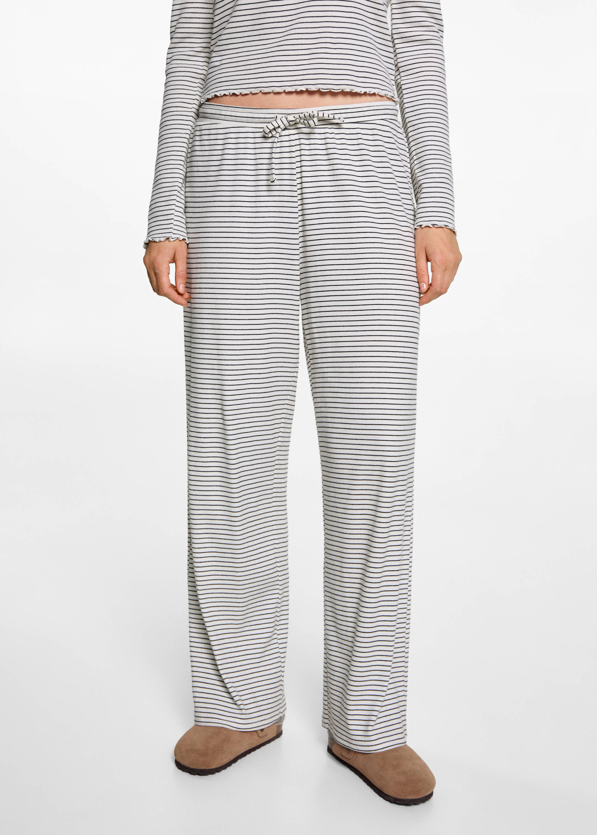 Striped long pyjamas - Details of the article 3