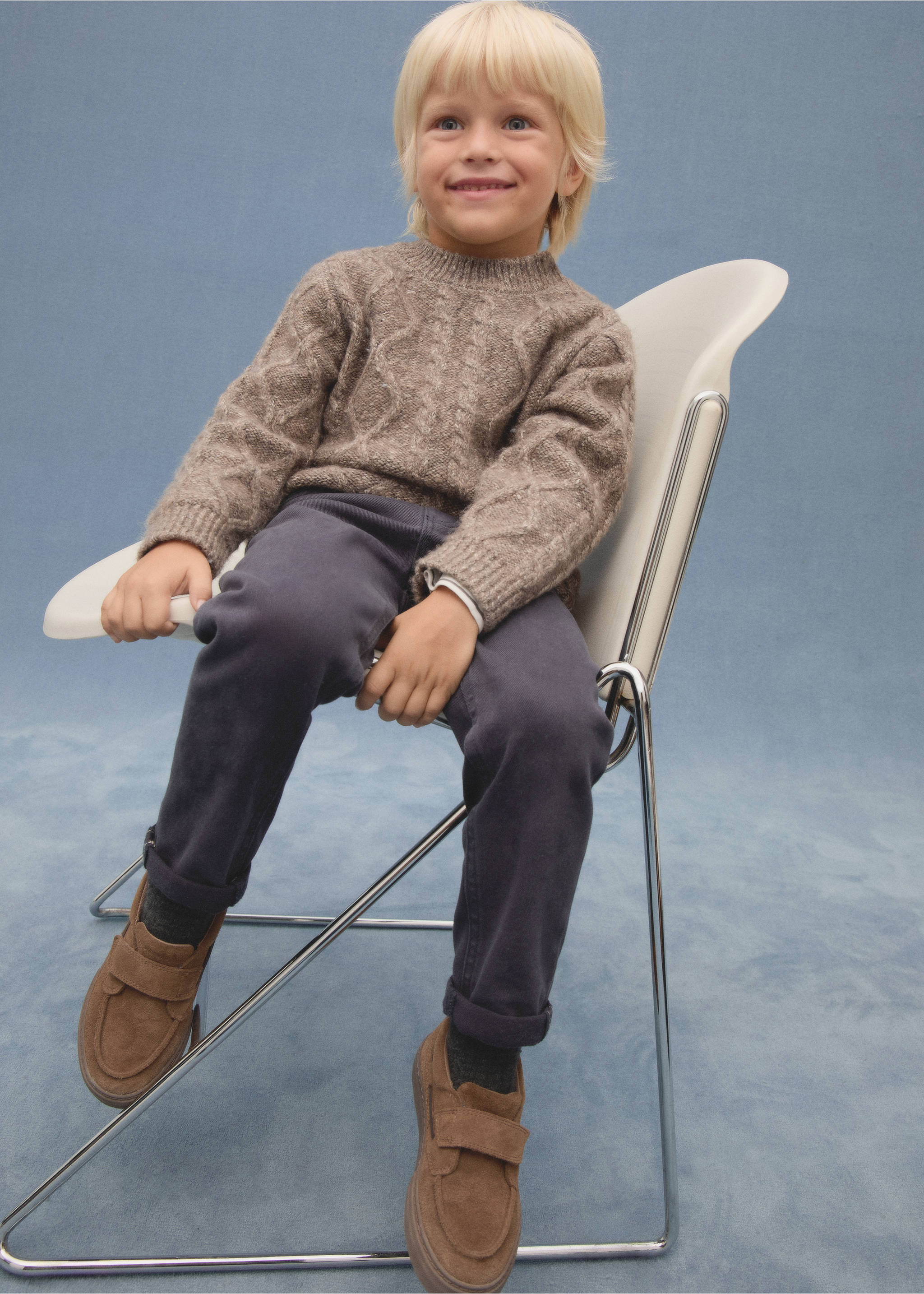 Buttoned knit braided sweater - Details of the article 7, Medium Brown. Ref: 77096732-00.