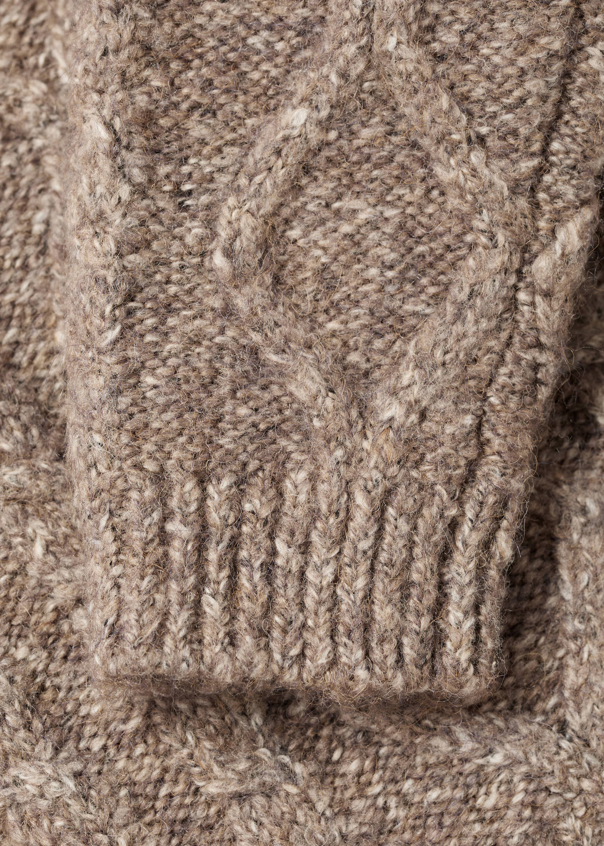 Buttoned knit braided sweater - Details of the article 0